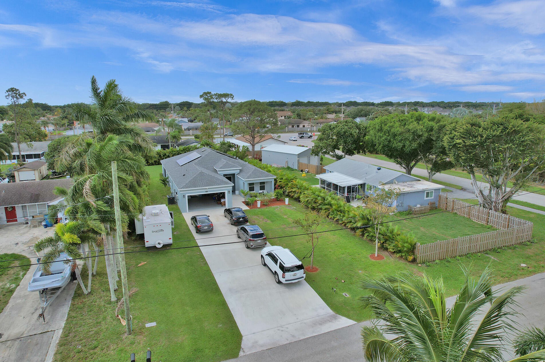 7598 Seabreeze Dr, Lake Worth, FL 33467