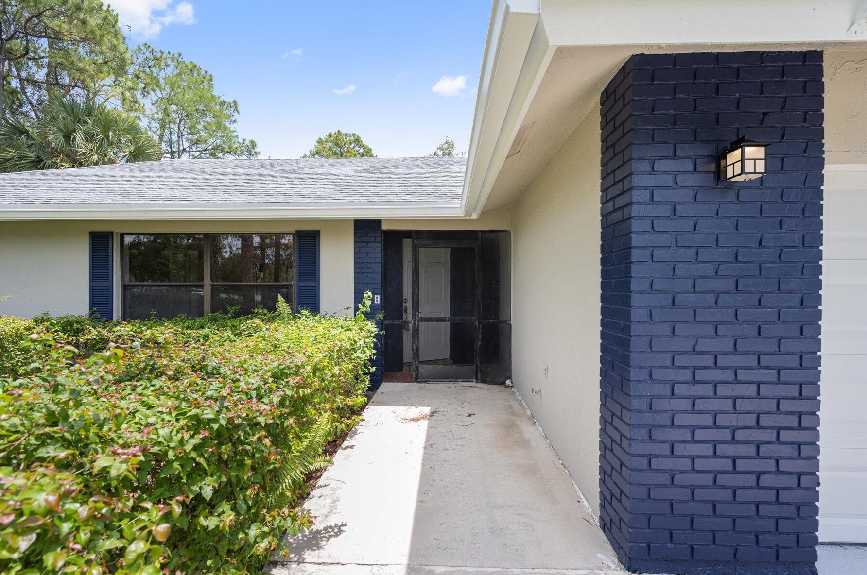 634 Indigo Ave, West Palm Beach, FL 33414