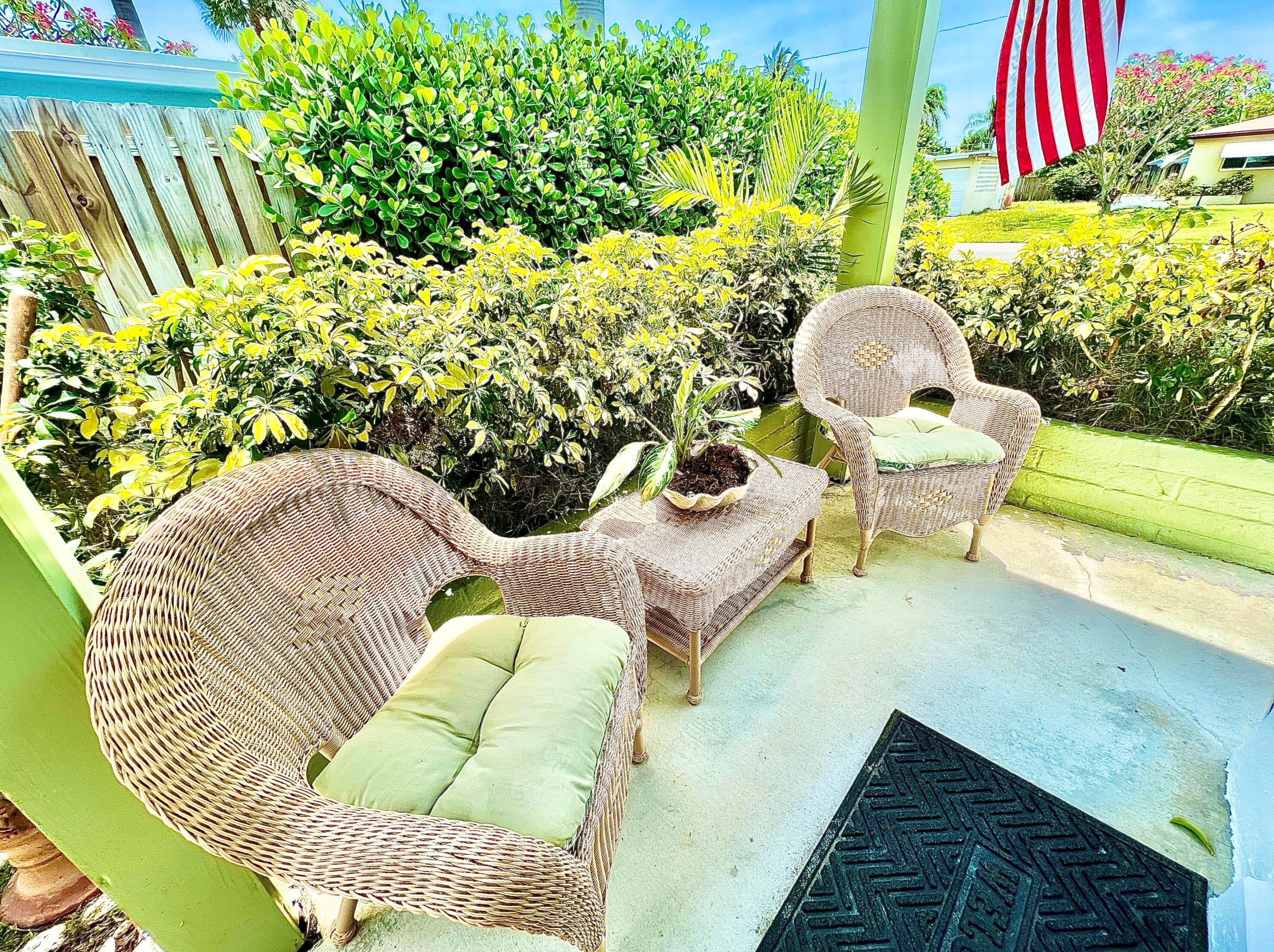 381 28th Ter, Boca Raton FL  33431-6834 exterior