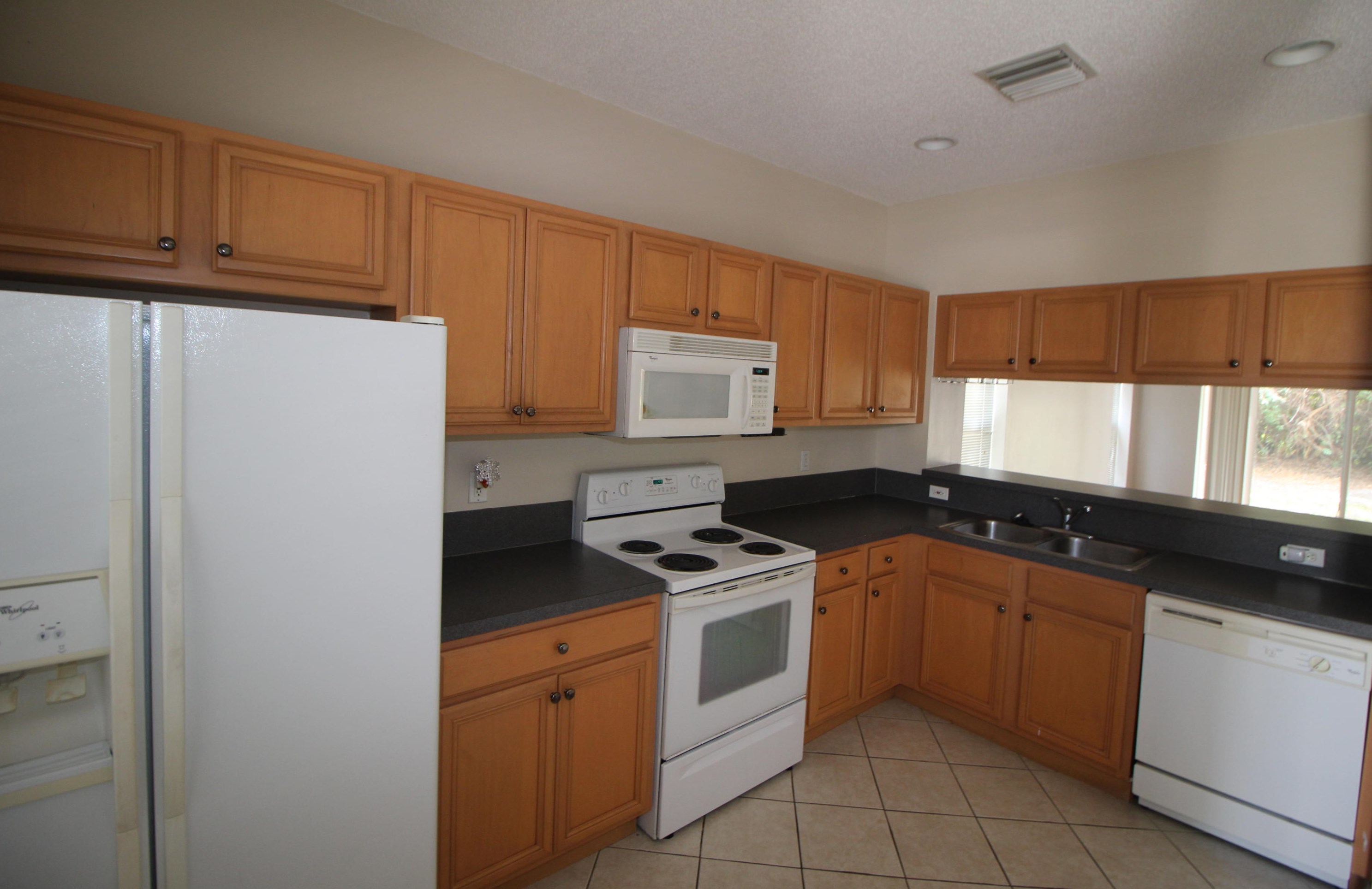 5035 Palmbrooke Cir, West Palm Beach, FL 33417