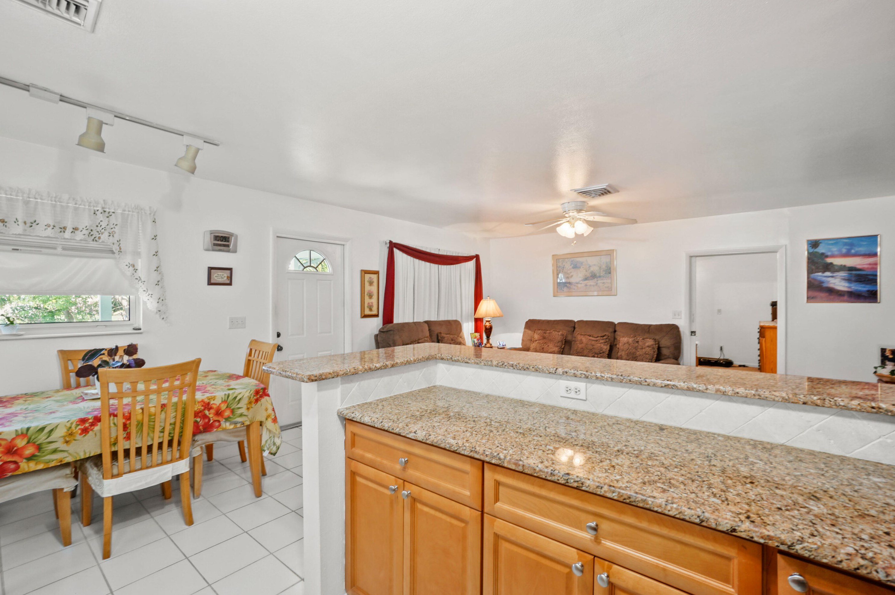 5657 Avalon Dr, Stuart FL  34997-8508 exterior