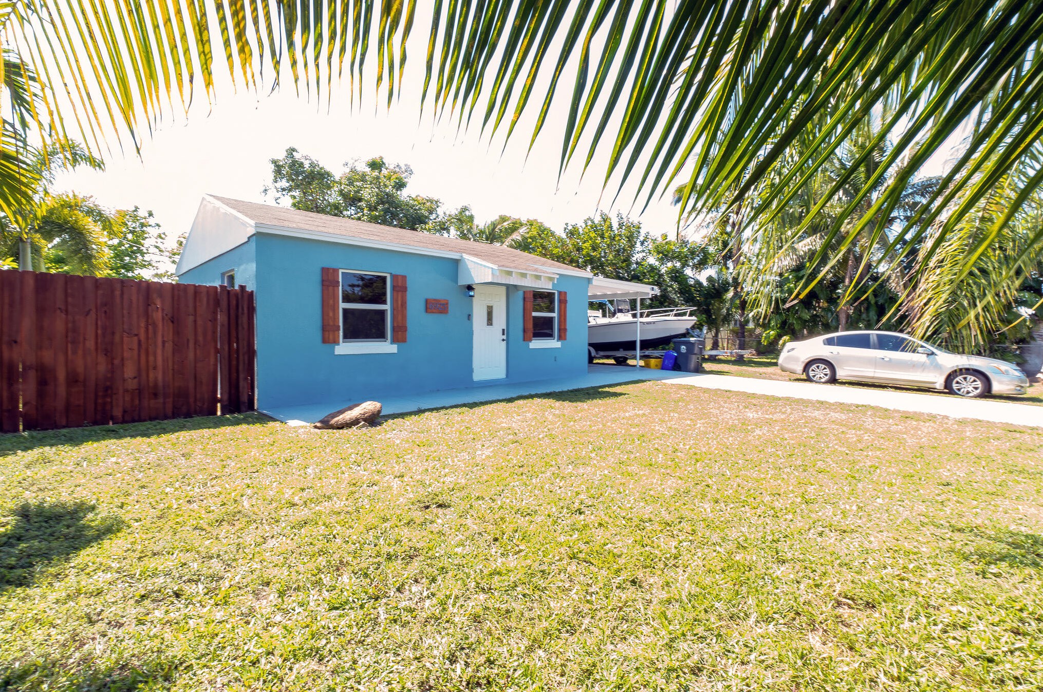 6925 Westview Dr, Lake Worth, FL 33462-3959