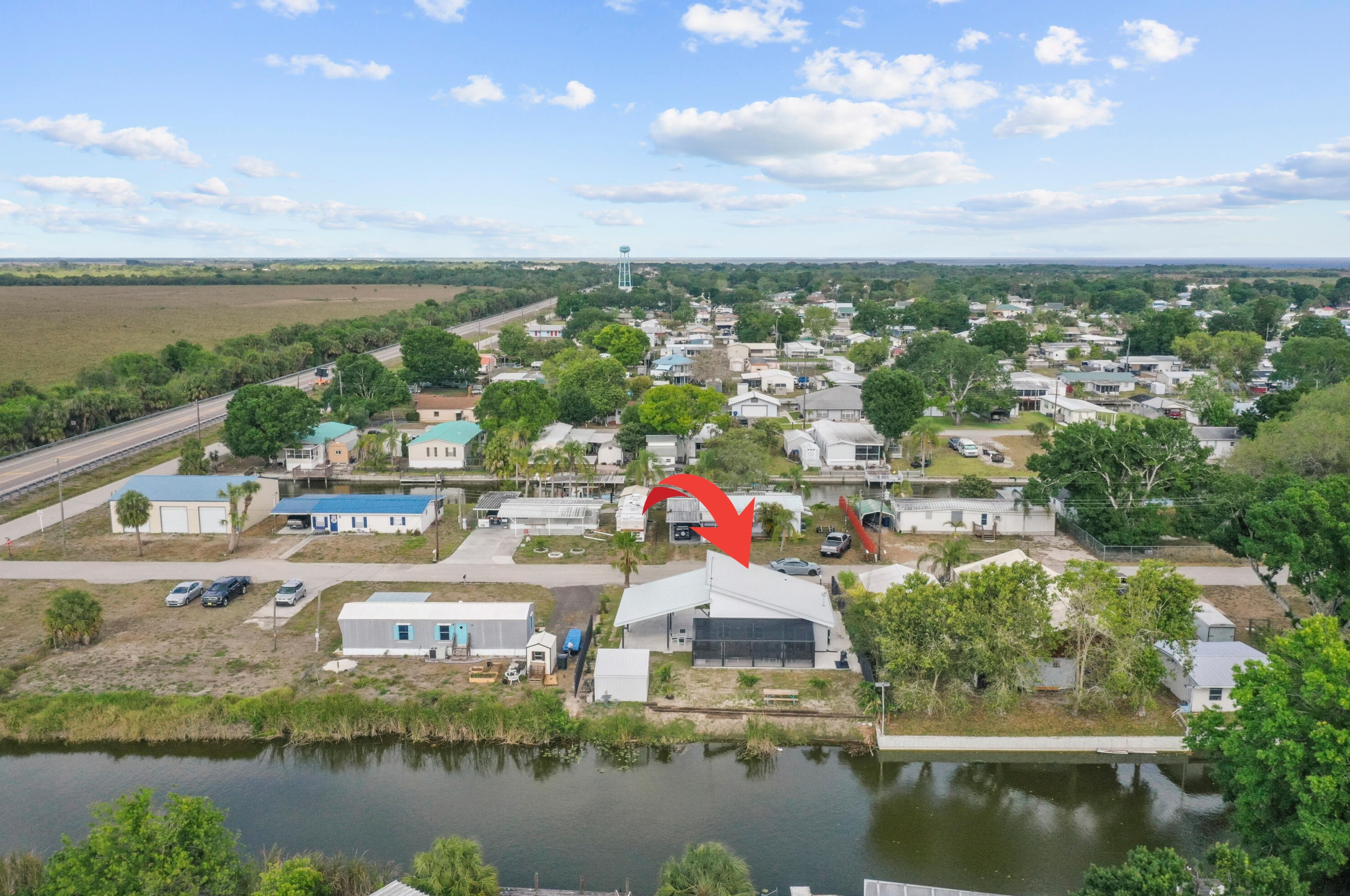 1052 10th St, Okeechobee FL  34974-5370 exterior