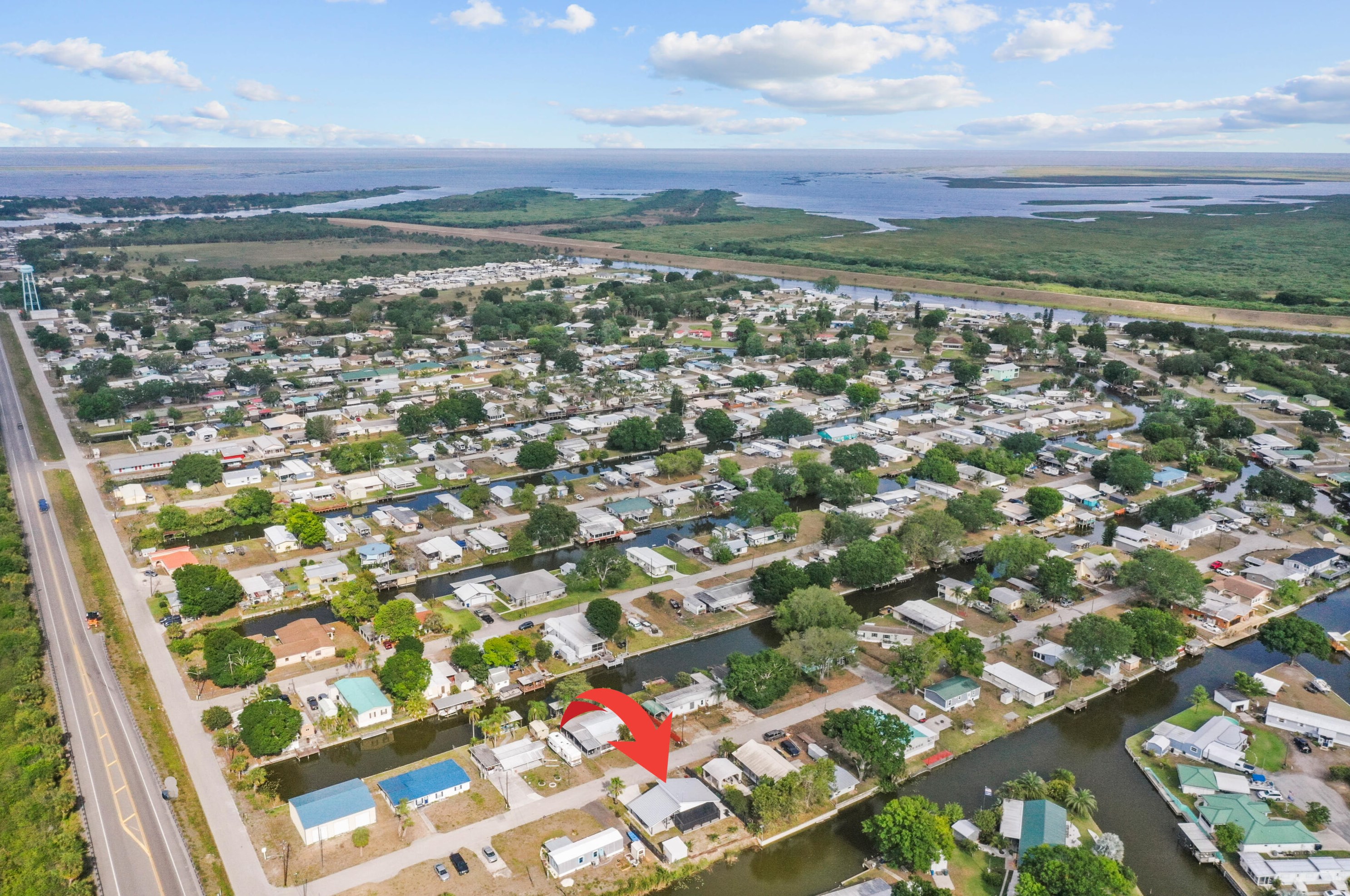 1052 10th St, Okeechobee FL  34974-5370 exterior