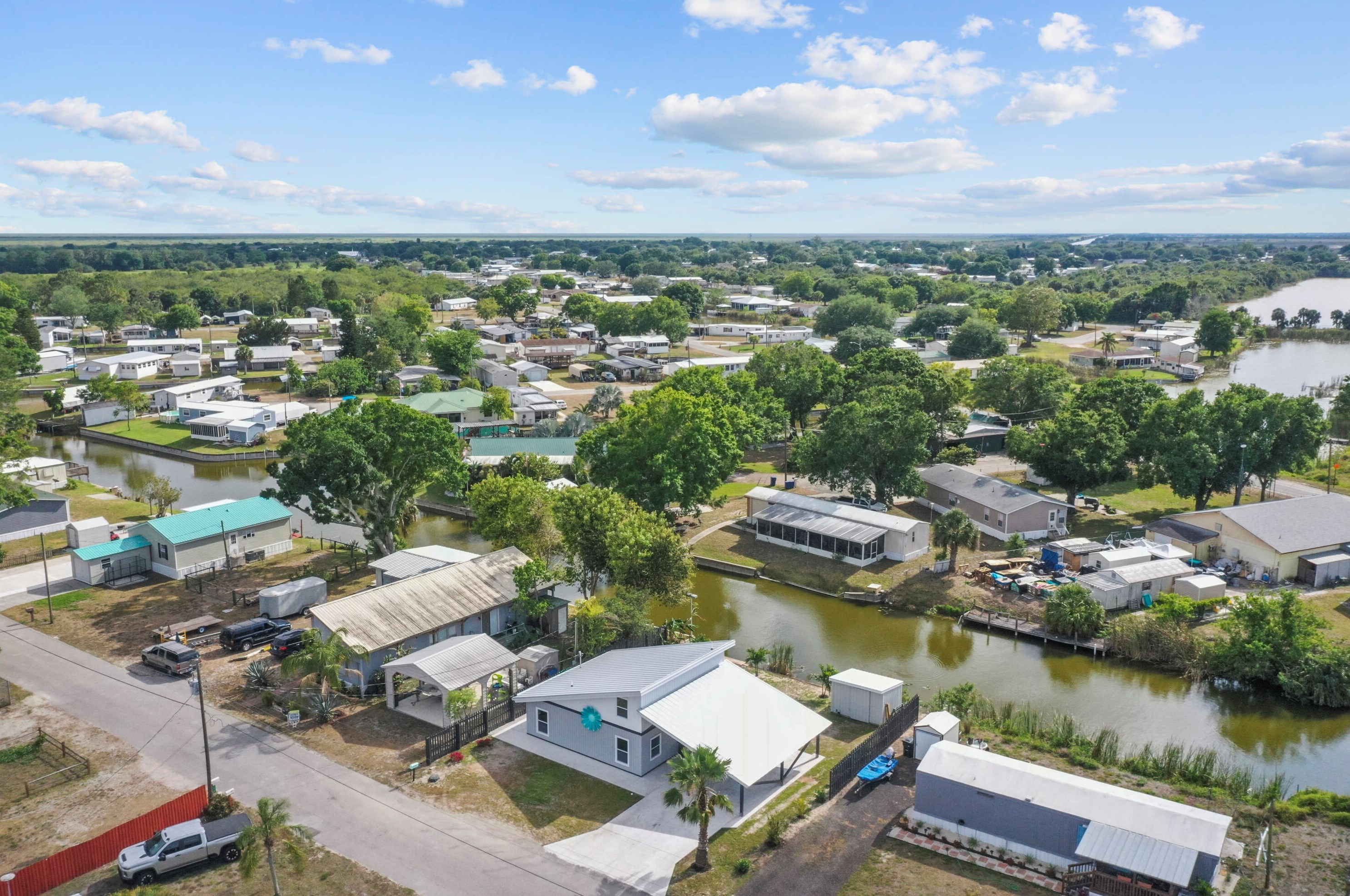 1052 10th St, Okeechobee FL  34974-5370 exterior