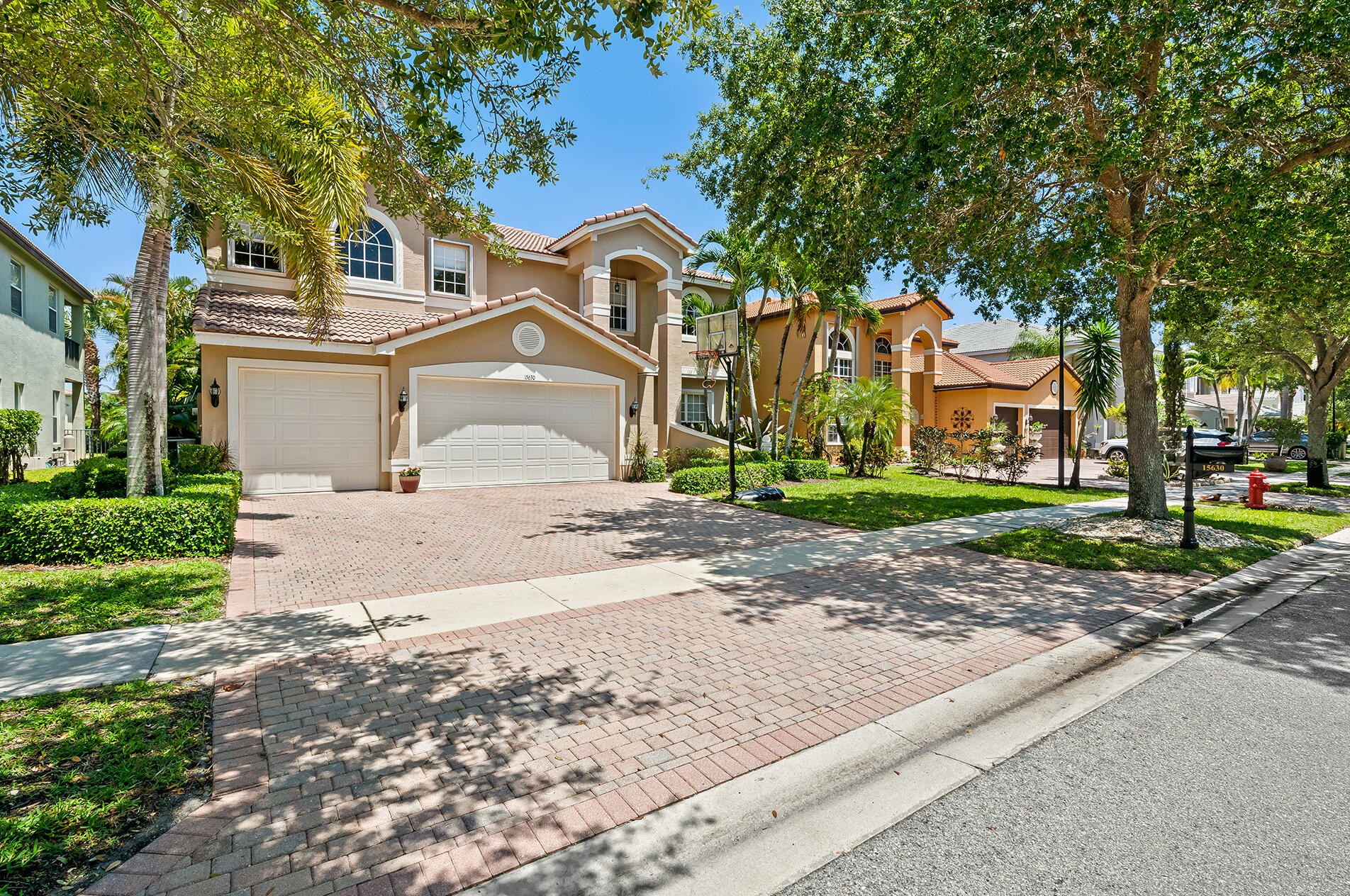 15630 Messina Isle Ct, Delray Beach, FL 33446