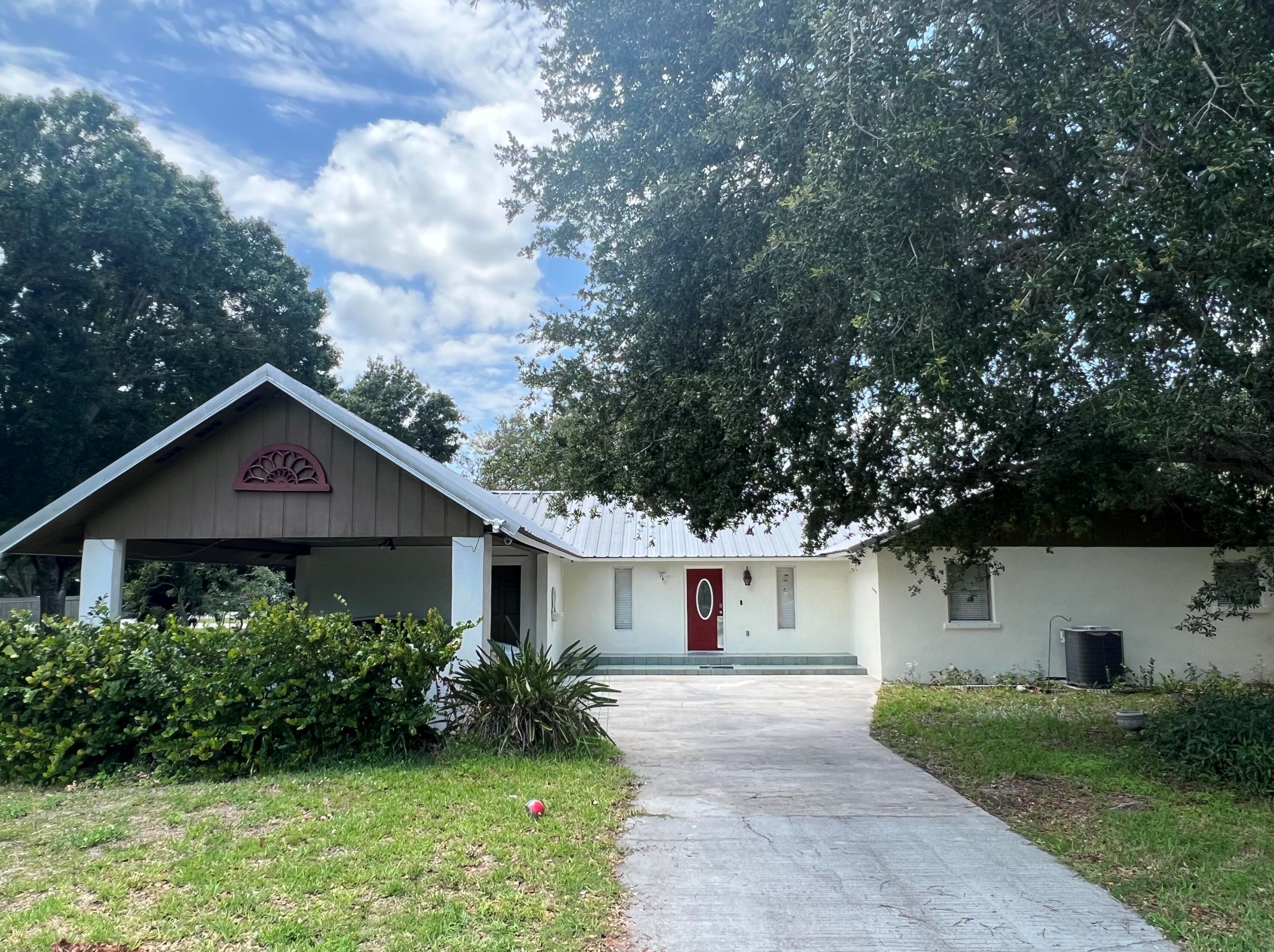 715 Gratton Rd, Clewiston, FL 33440-8521