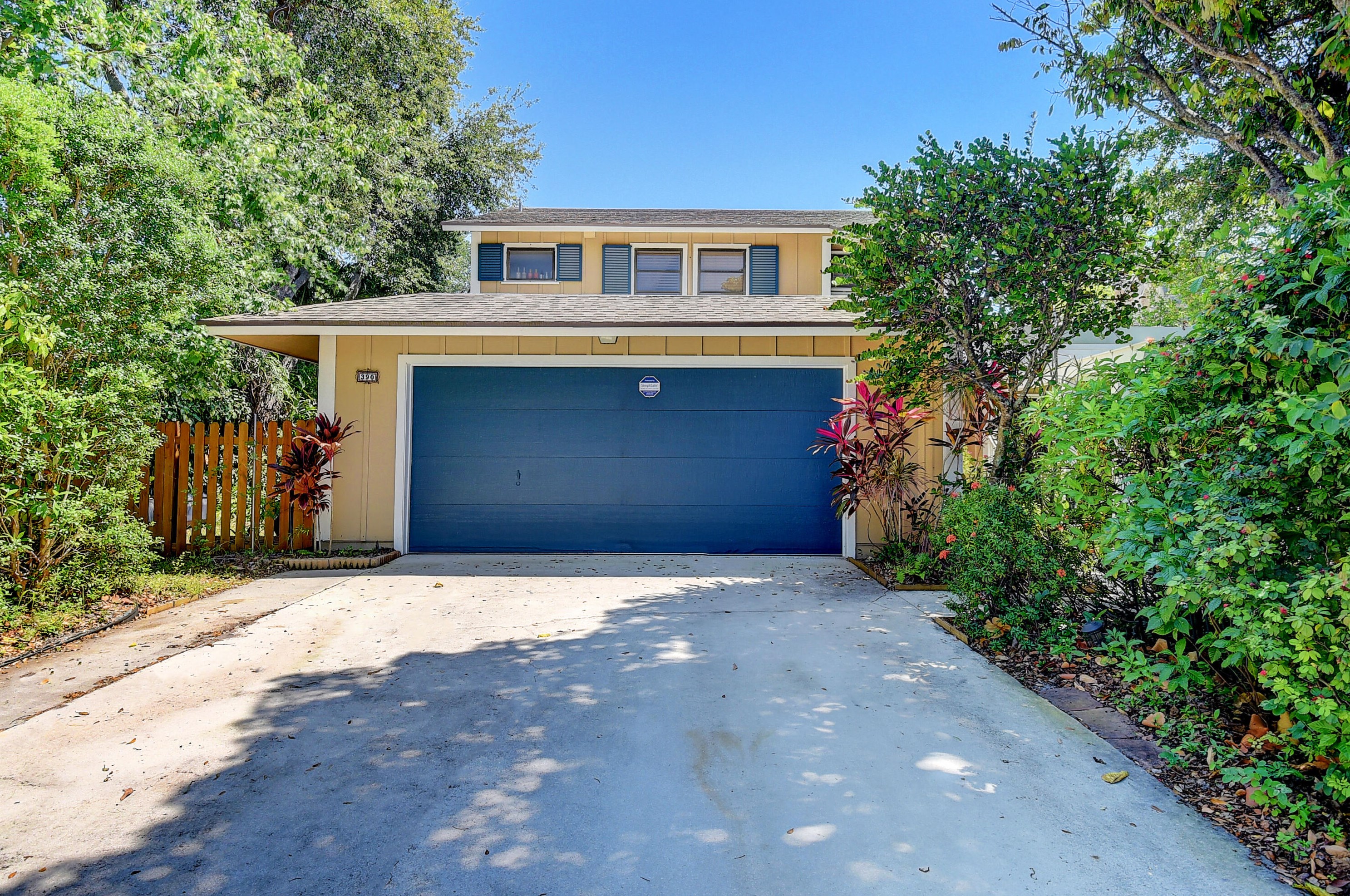 390 35th Ln, Boca Raton, FL 33431-5844