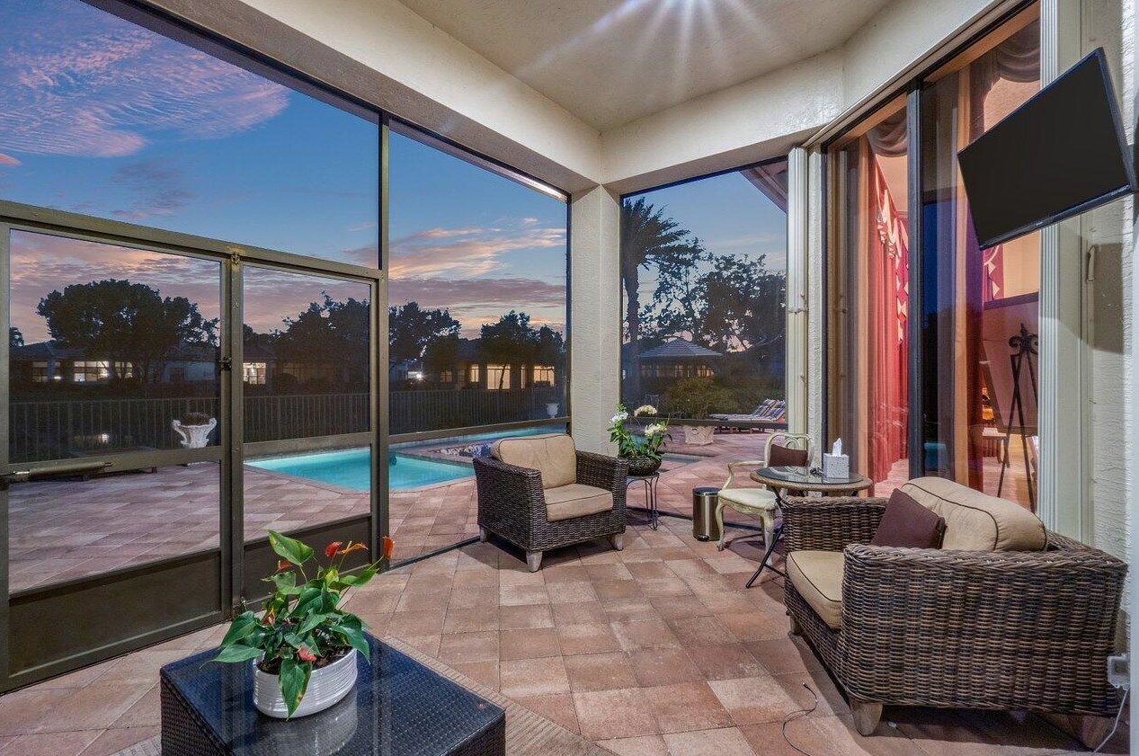 9153 Isles Cay Dr, Delray Beach, FL 33446