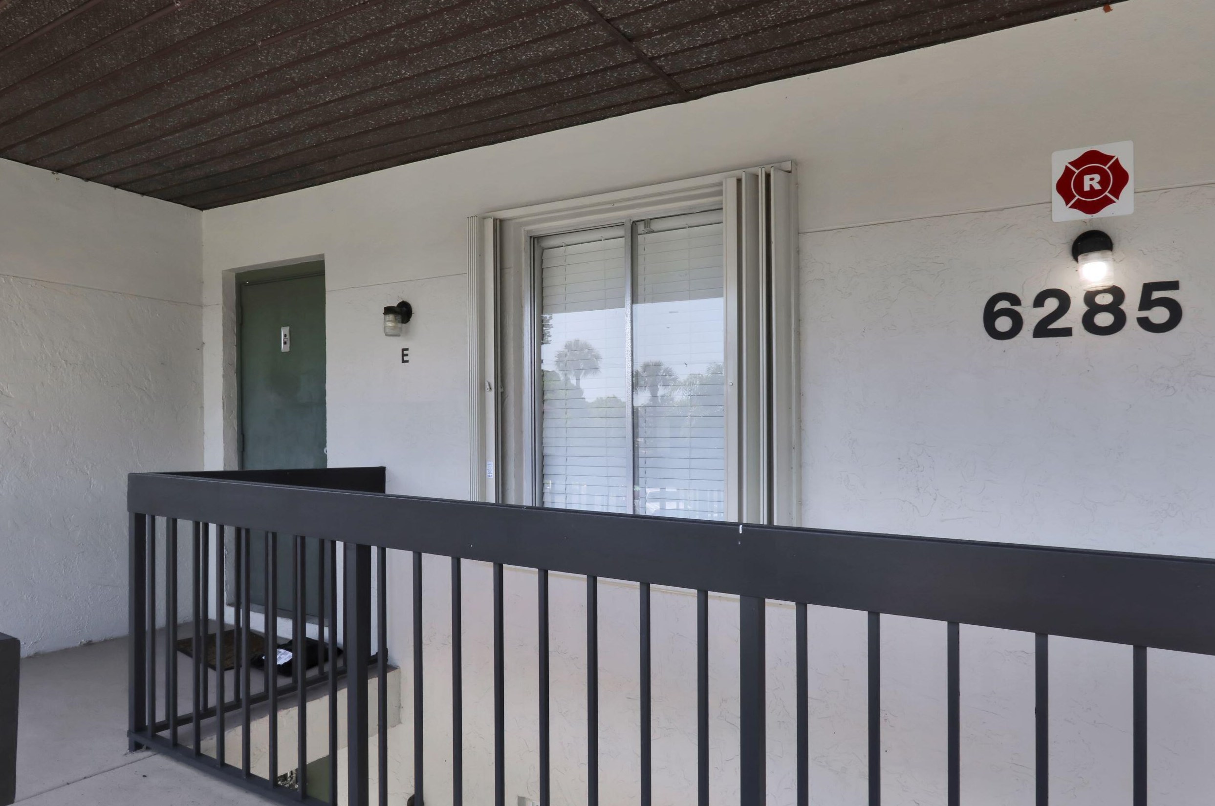 6285 Chasewood Dr Apt E, Jupiter, FL