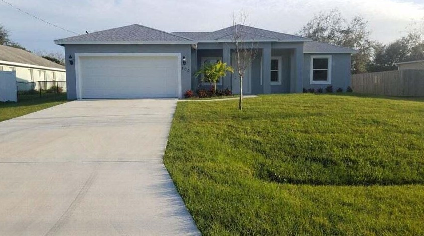 800 Sw Mccall Rd, Fort Pierce, FL 34953