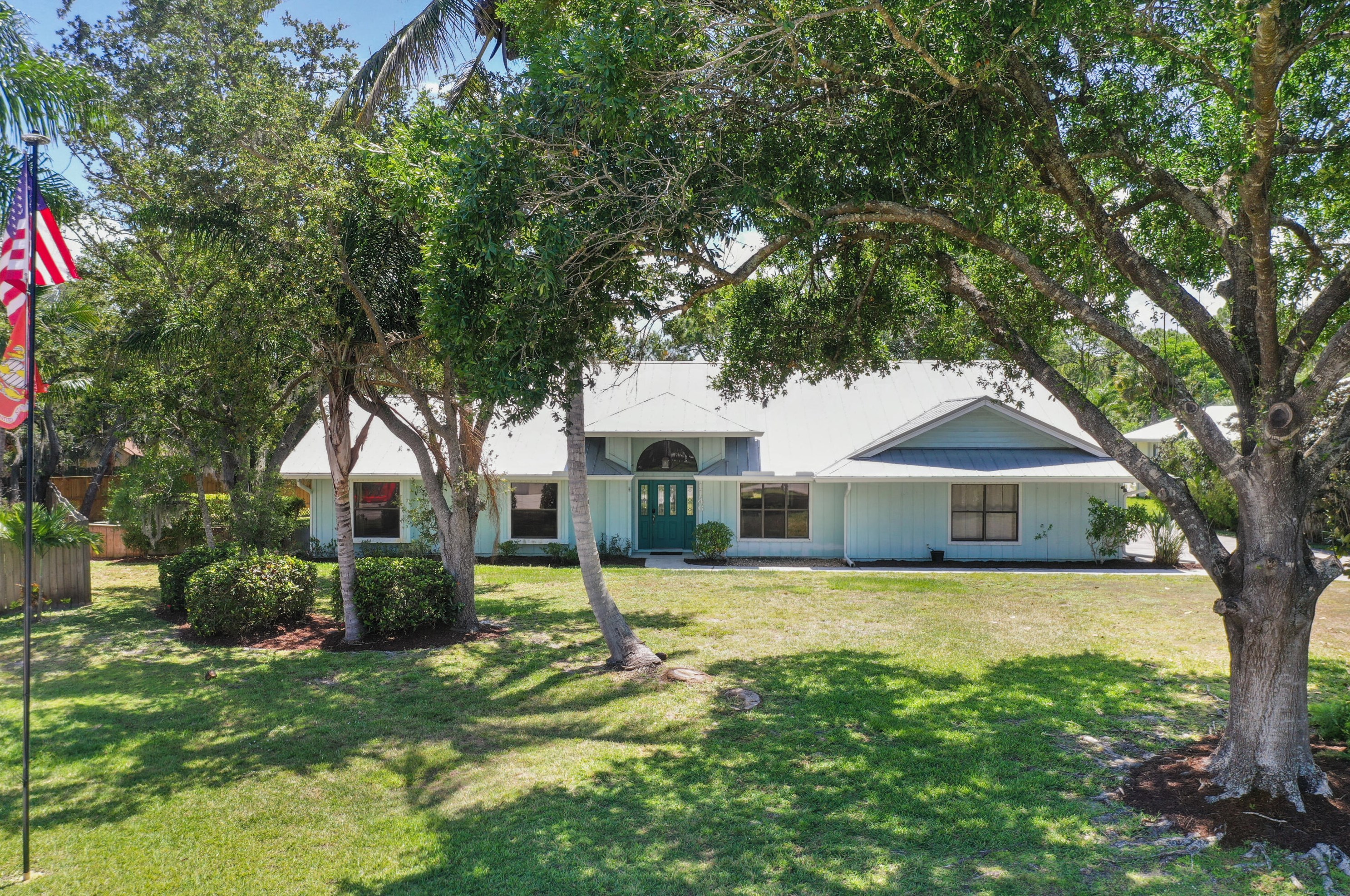 1146 Sw Magnolia Bluff Dr, Palm City, FL 34990