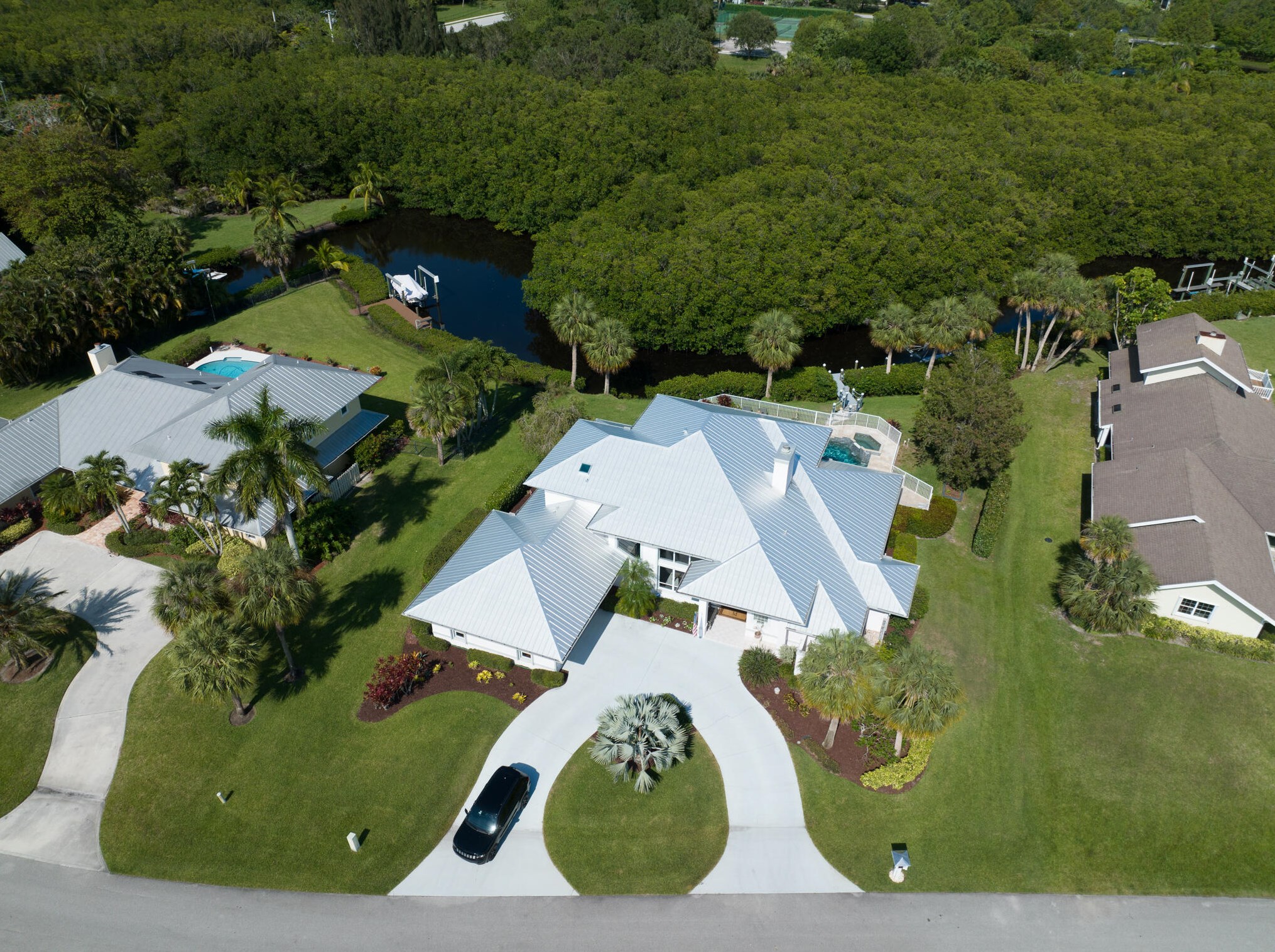 2345 Bay Colony Dr, Stuart, FL 34994-9124