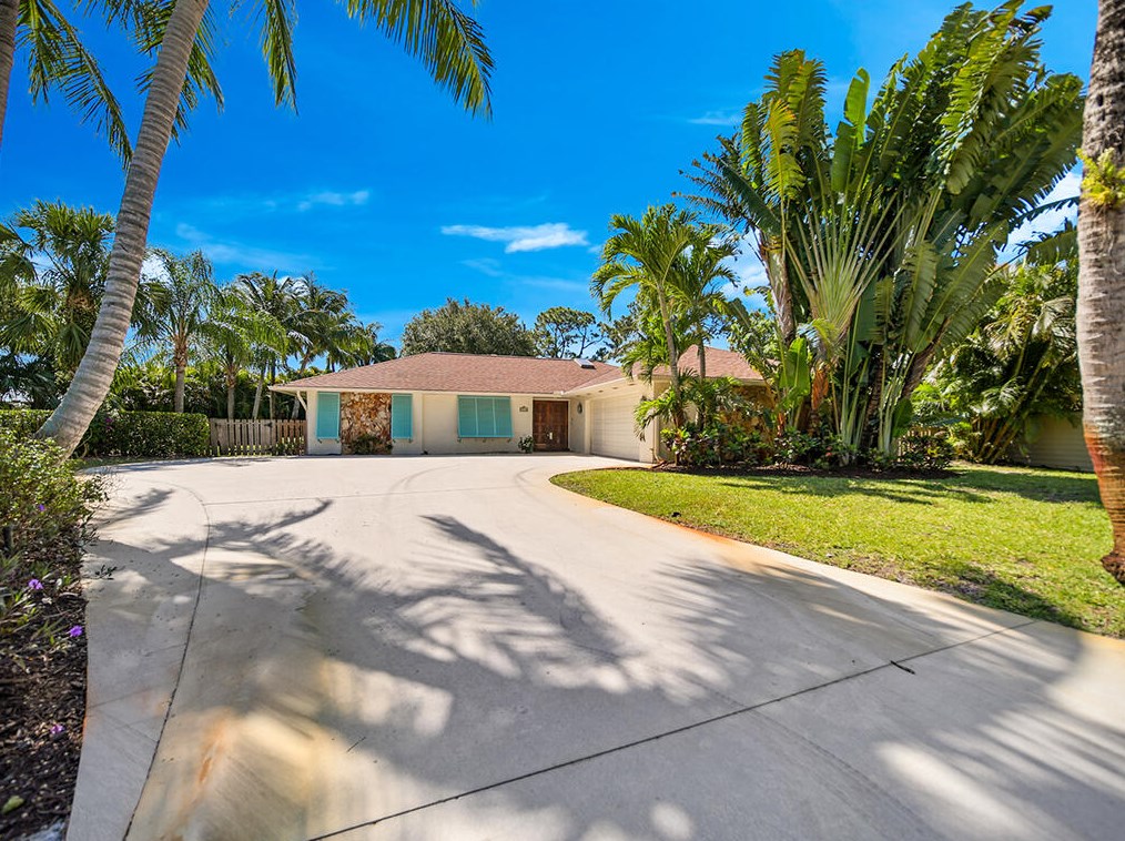 3910 Quanset Ter, Stuart, FL 34997-5461