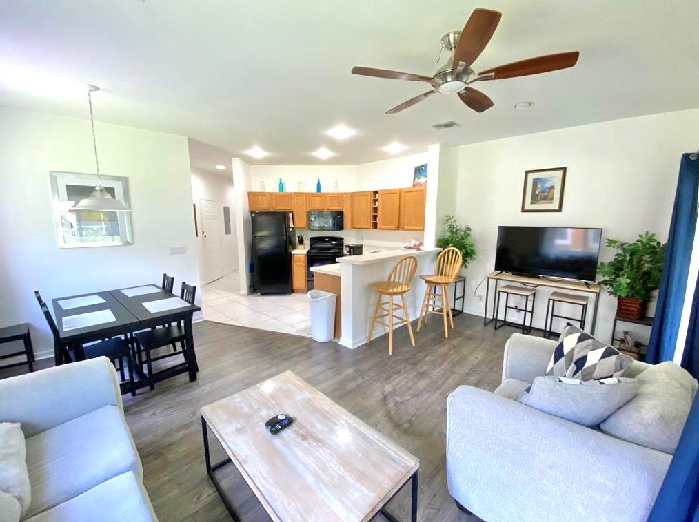 8323 Mulligan Cir #a, Fort Pierce, FL 34986