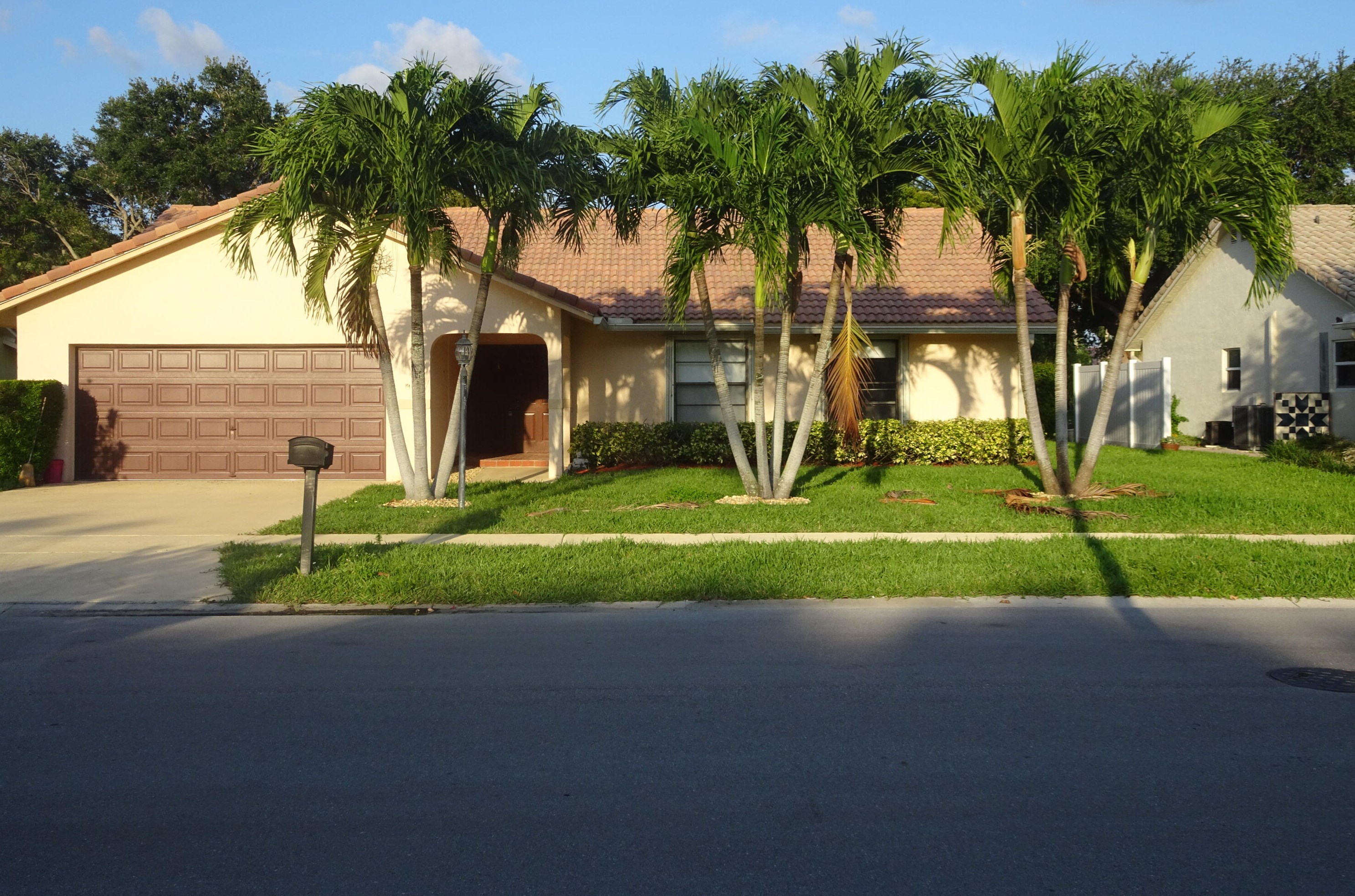 21191 White Oak Ave, Boca Raton, FL 33428-1716