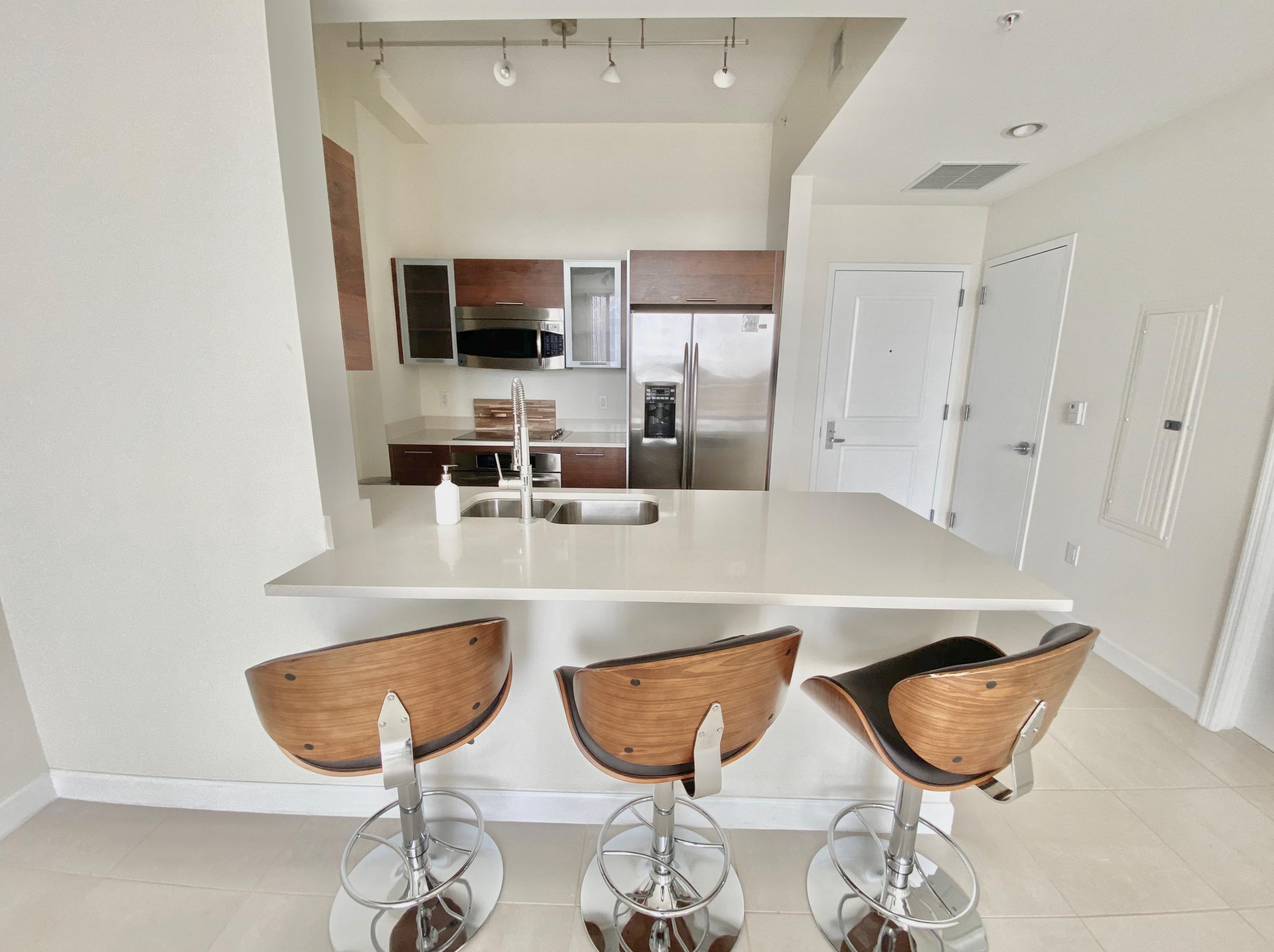 480 Hibiscus St #ph31, West Palm Beach, FL 33401