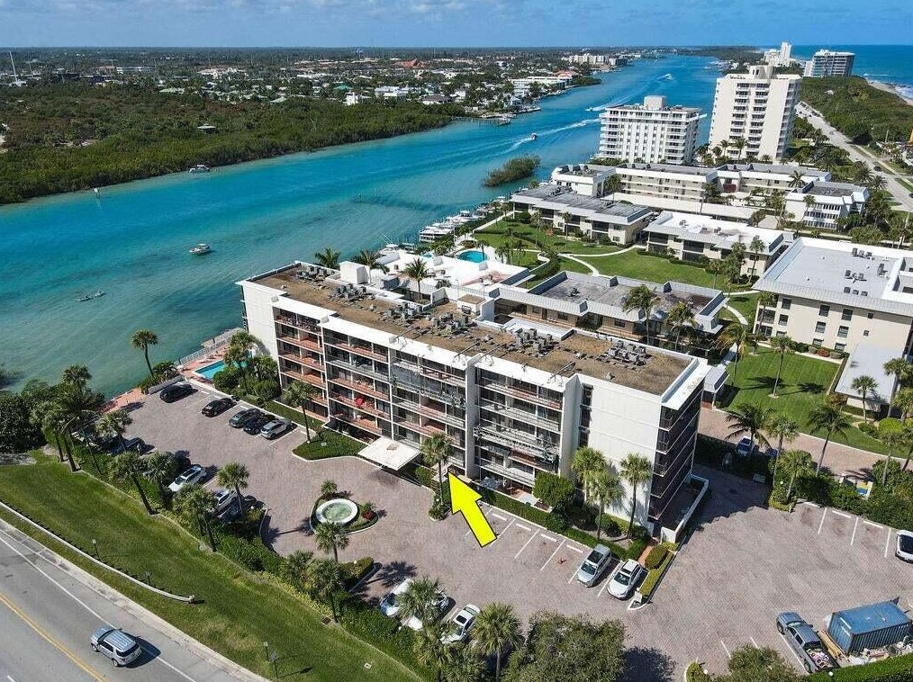225 Beach Rd #103, Jupiter, FL 33469