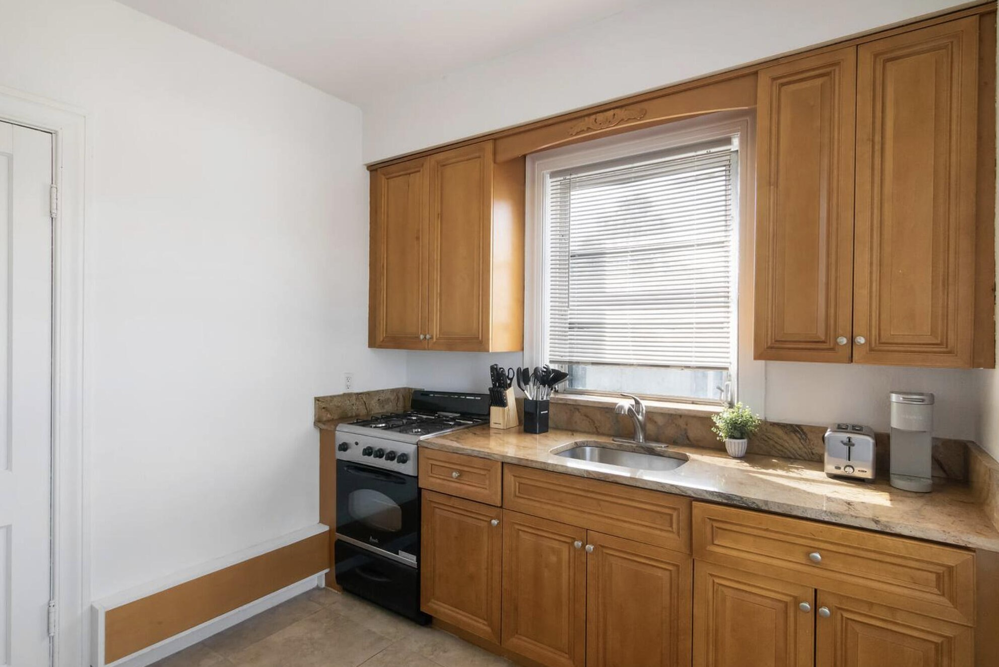333 Walton Blvd #3, West Palm Beach, FL 33405