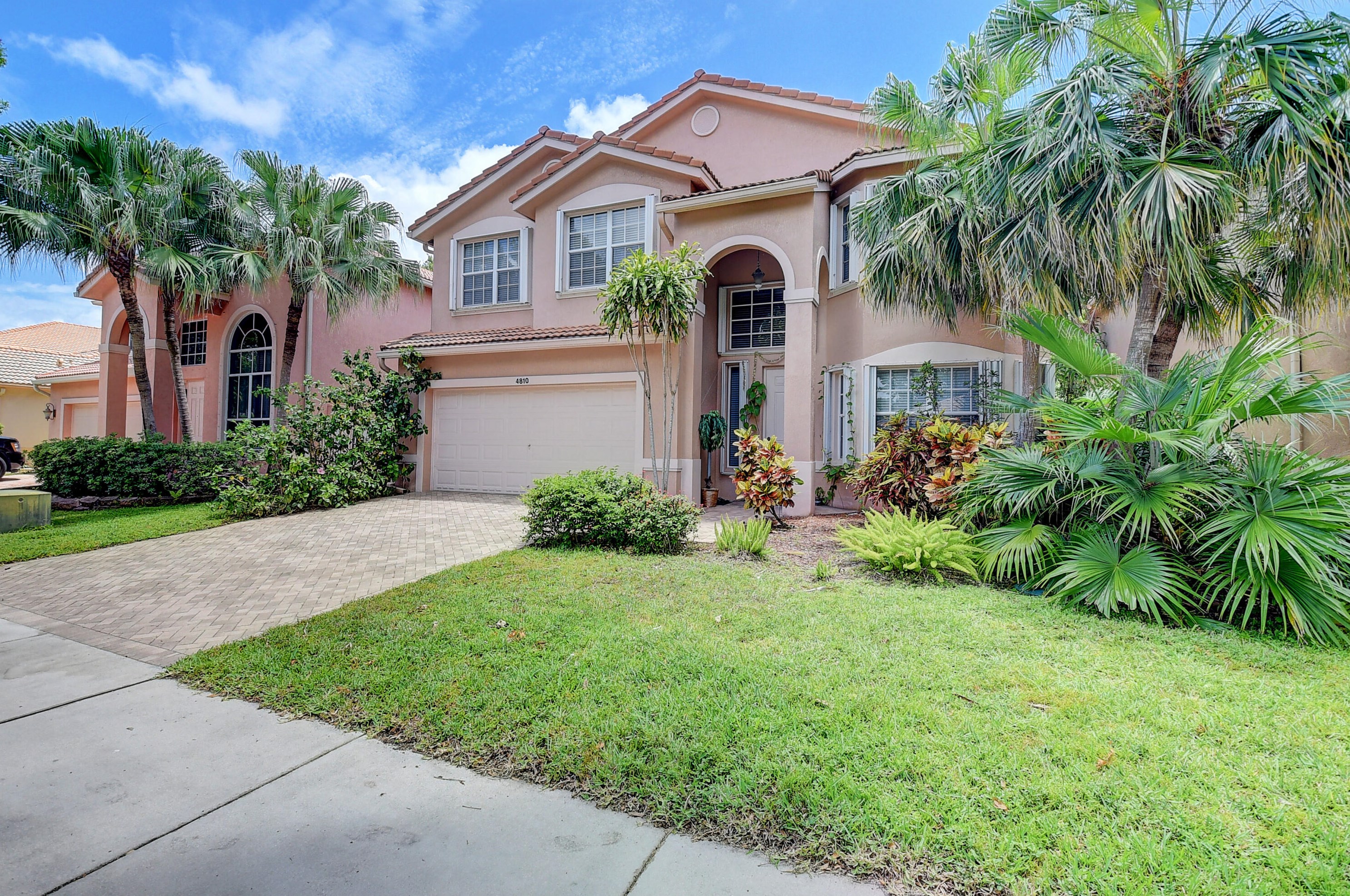 4810 S Classical Blvd, Delray Beach, FL 33445
