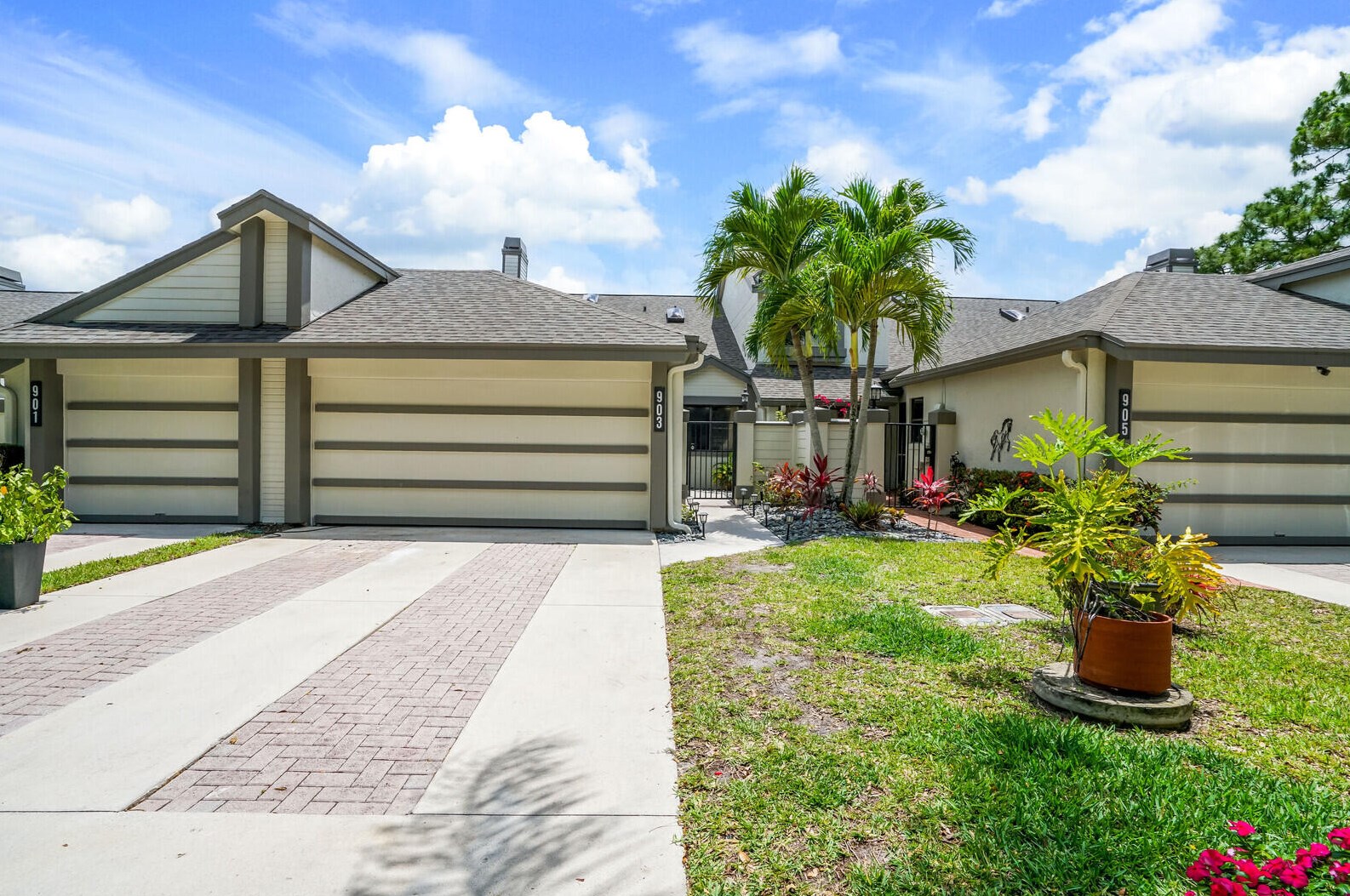 903 Landings Blvd, West Palm Beach, FL 33413