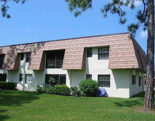 4101 Oak Terrace Dr, Lake Worth, FL 33463