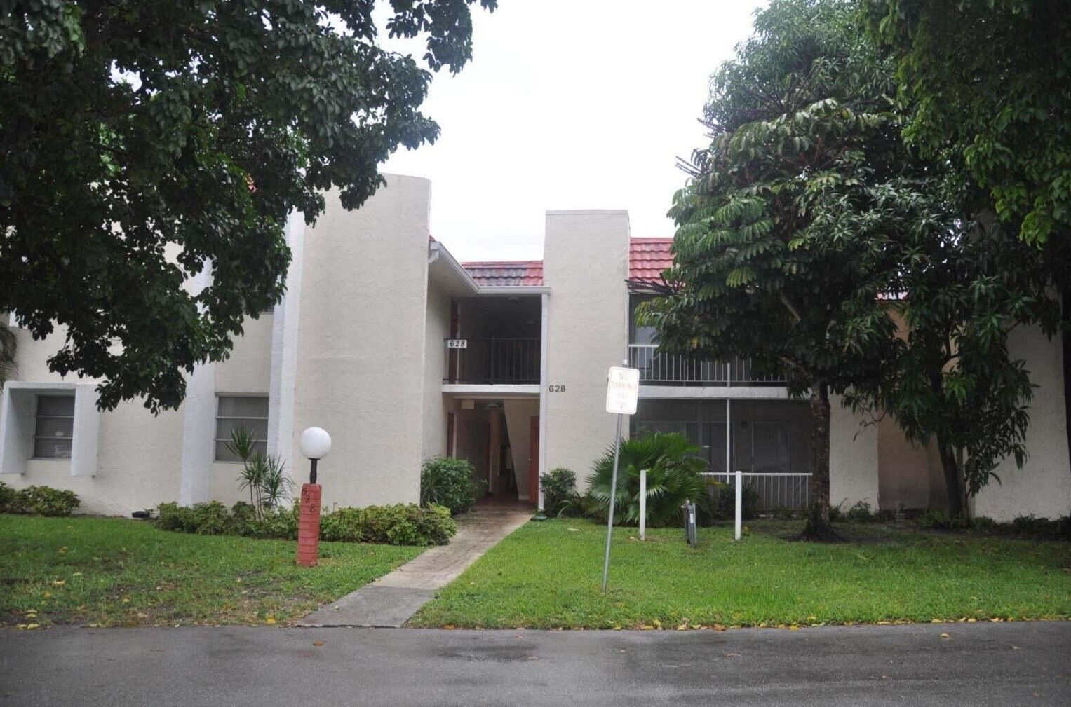 628 Nw 13th St Apt 12, Boca Raton, FL 33486