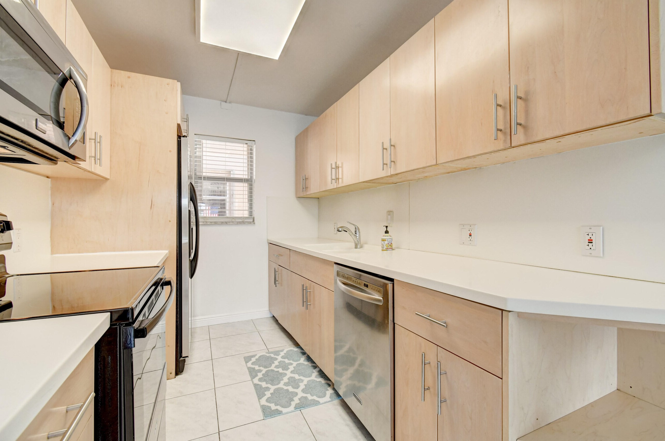 550 Sw 2nd Ave Apt 132, Boca Raton, FL 33432