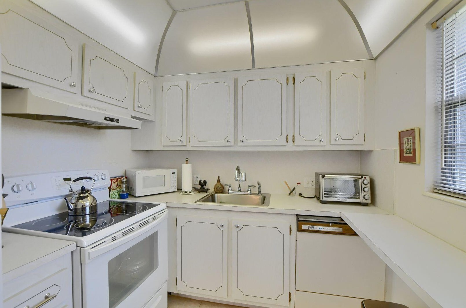 270 Suffolk G, Boca Raton FL  33434-2462 exterior