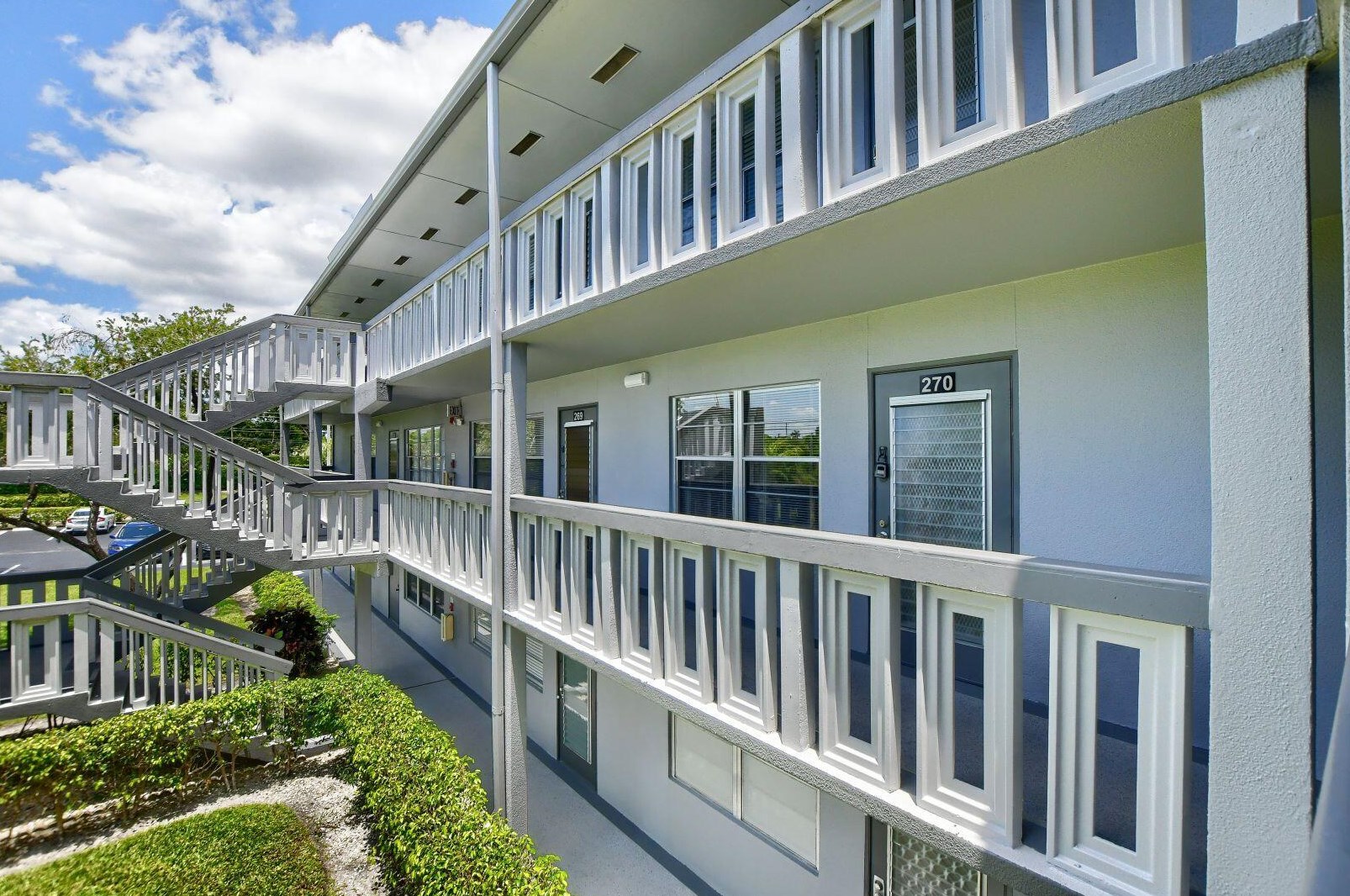 270 Suffolk G, Boca Raton FL  33434-2462 exterior