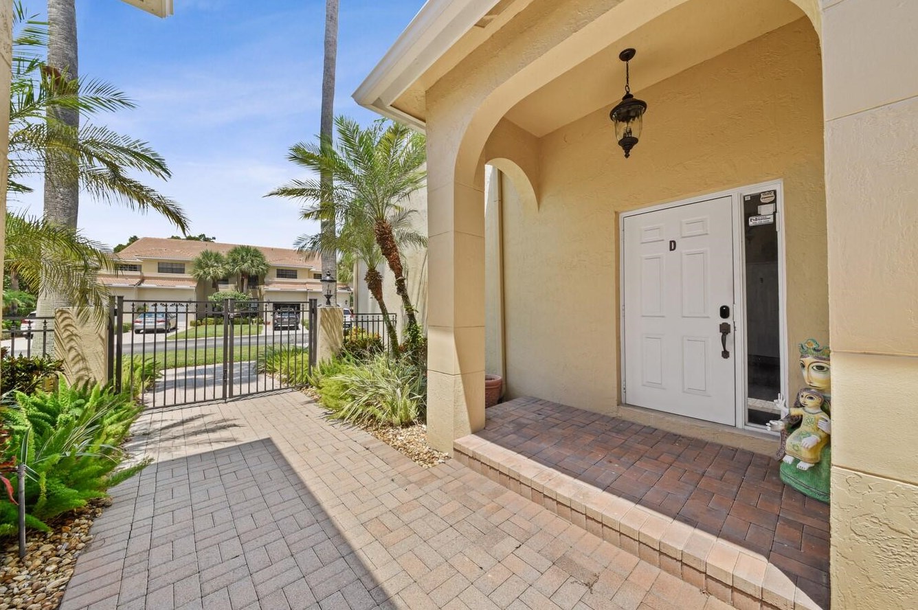 22760 Mandeville Pl, Boca Raton, FL 33433-4037