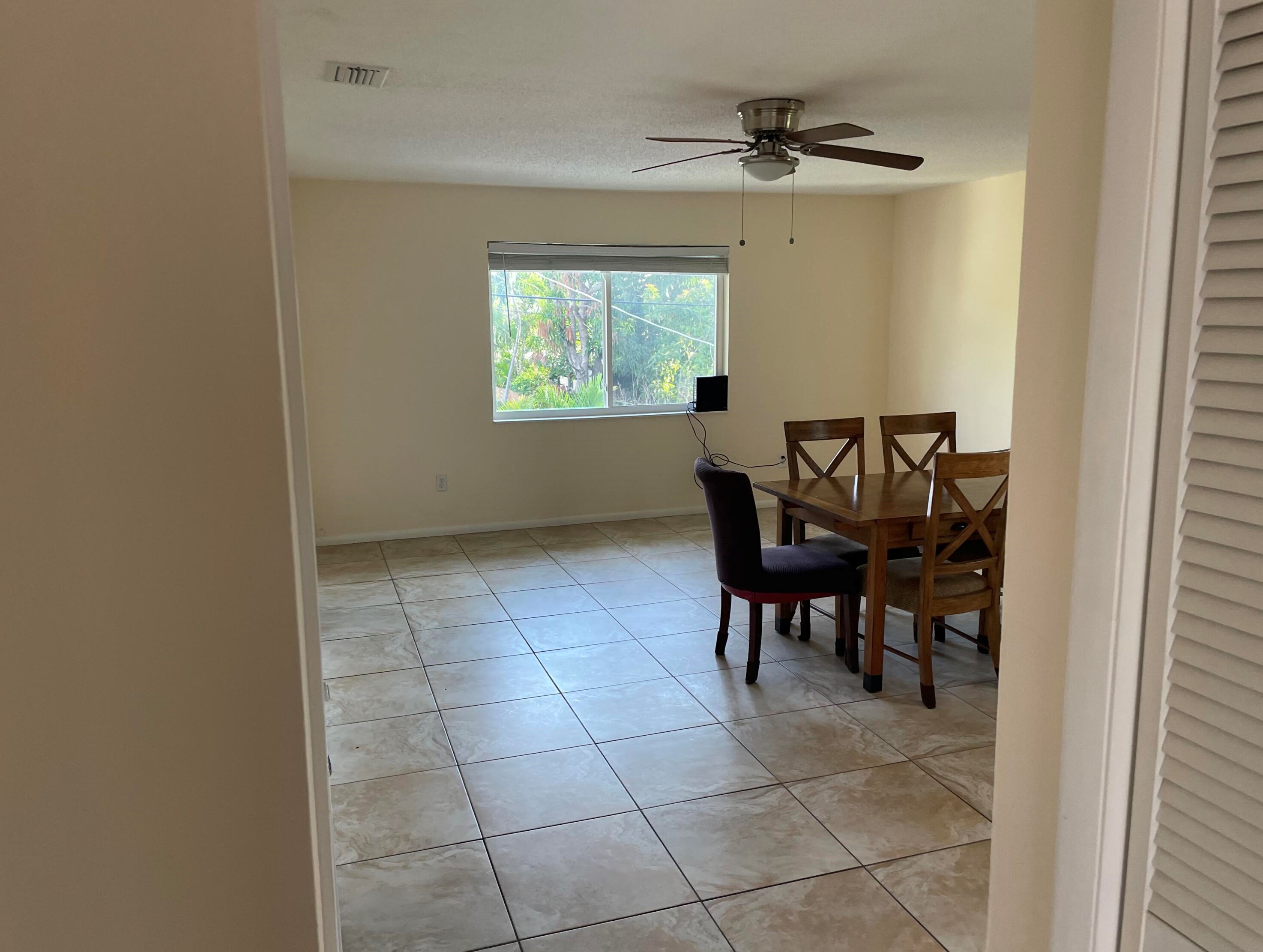 425 Nottingham Blvd #b, West Palm Beach, FL 33405