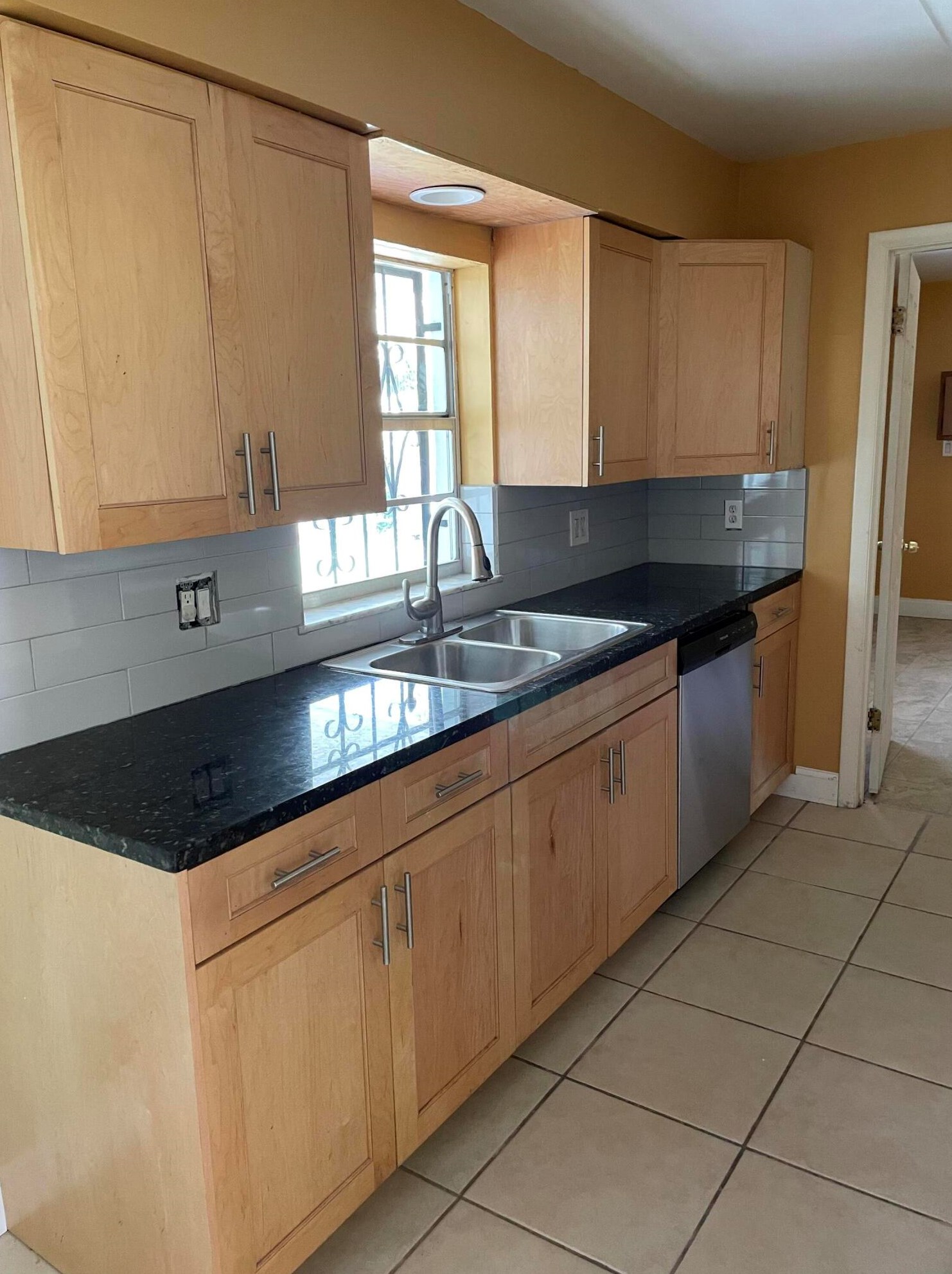 5104 San Diego Ave, Fort Pierce, FL 34946