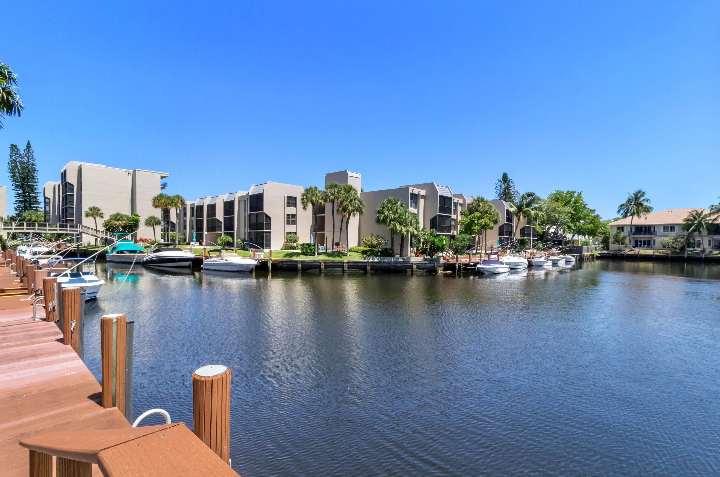 6 Royal Palm Way Unit 111, Boca Raton, FL 33432