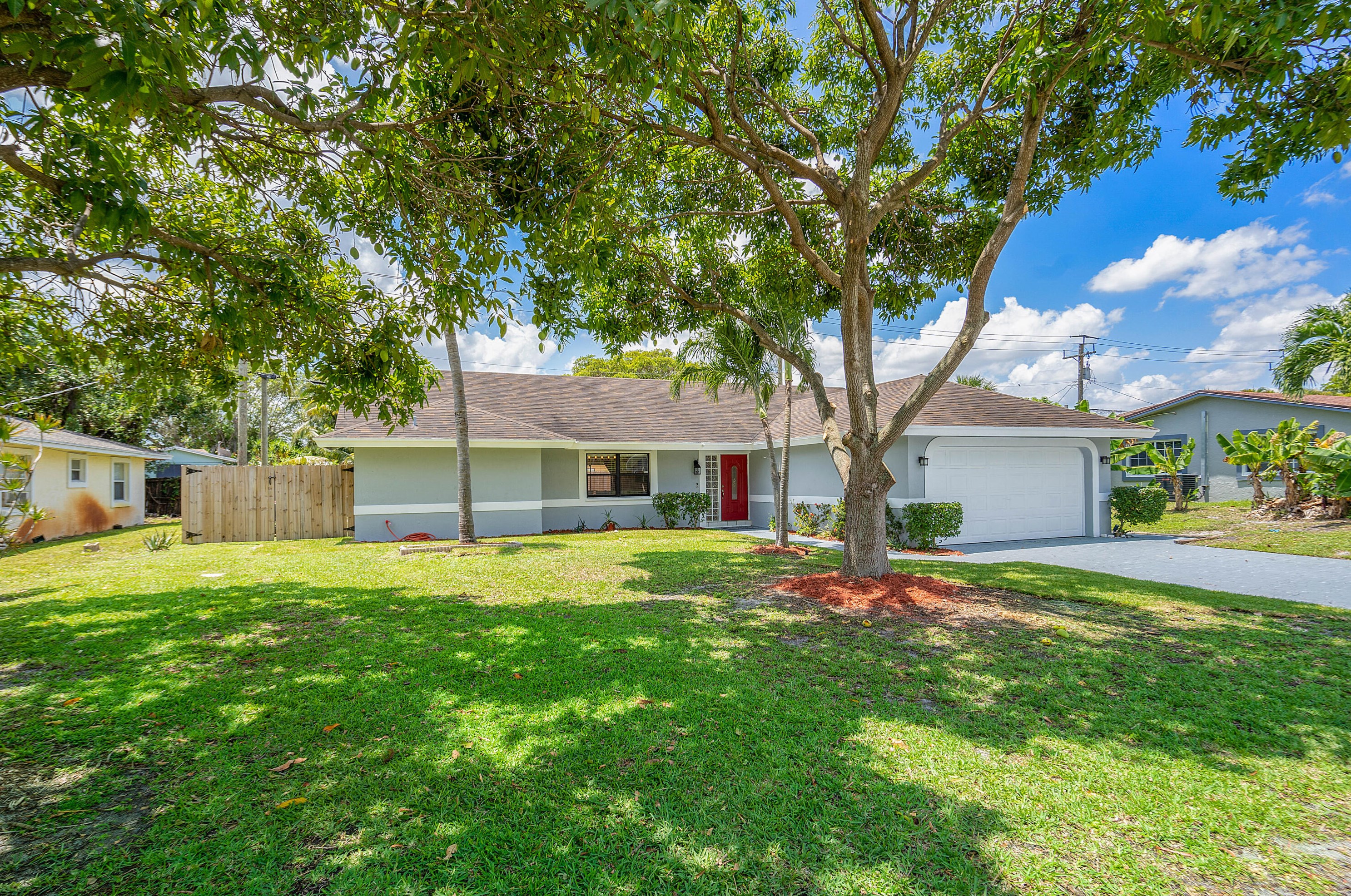 506 Heron Dr, Delray Beach, FL 33444