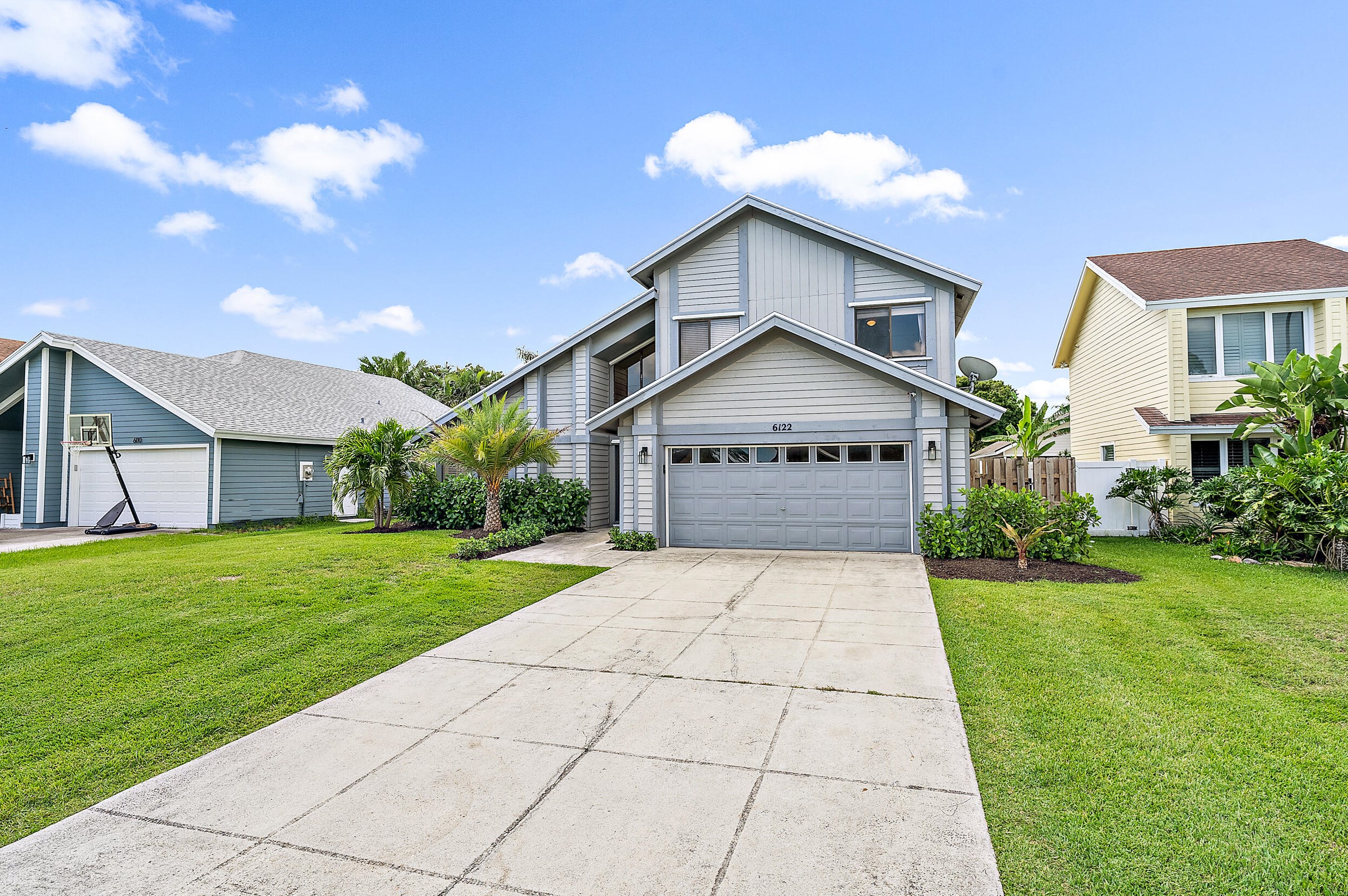 6122 Adams St, Jupiter, FL 33458