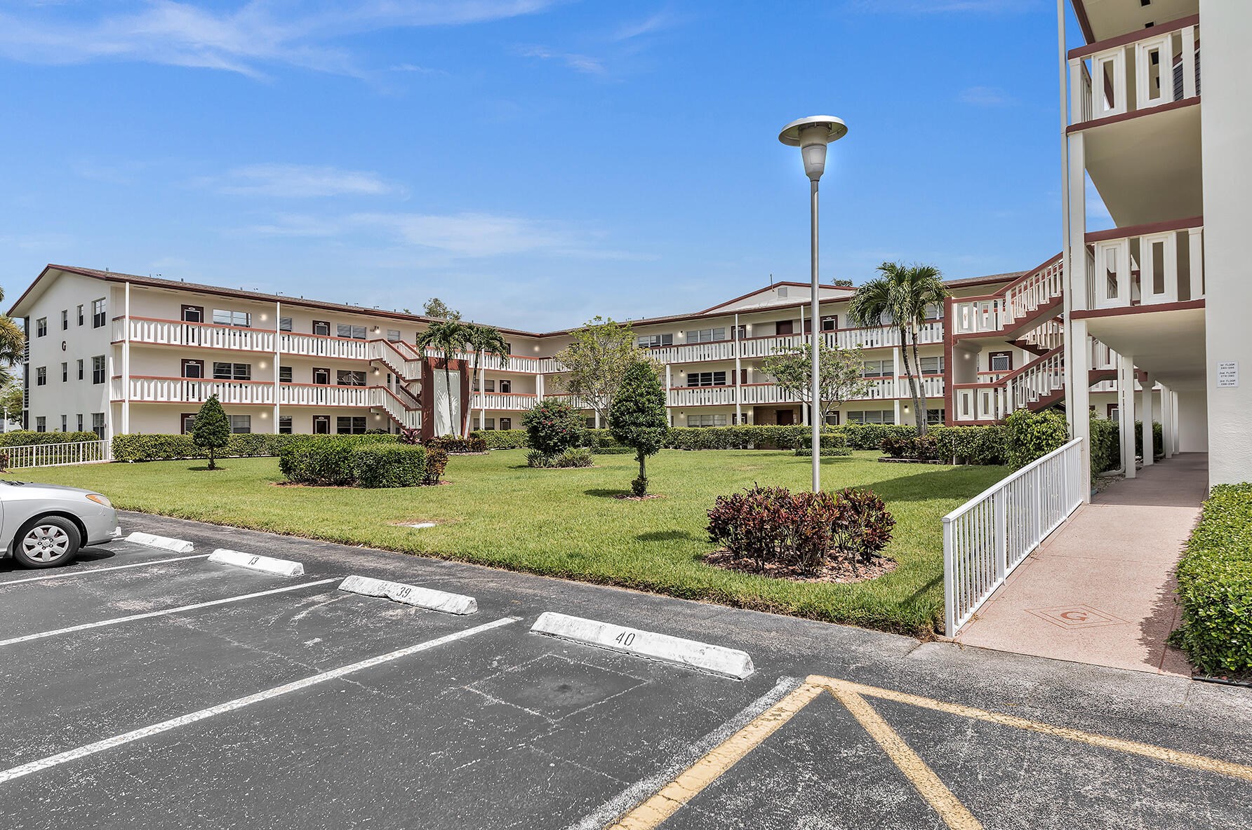 290 Brighton G, Boca Raton, FL 33434-4807