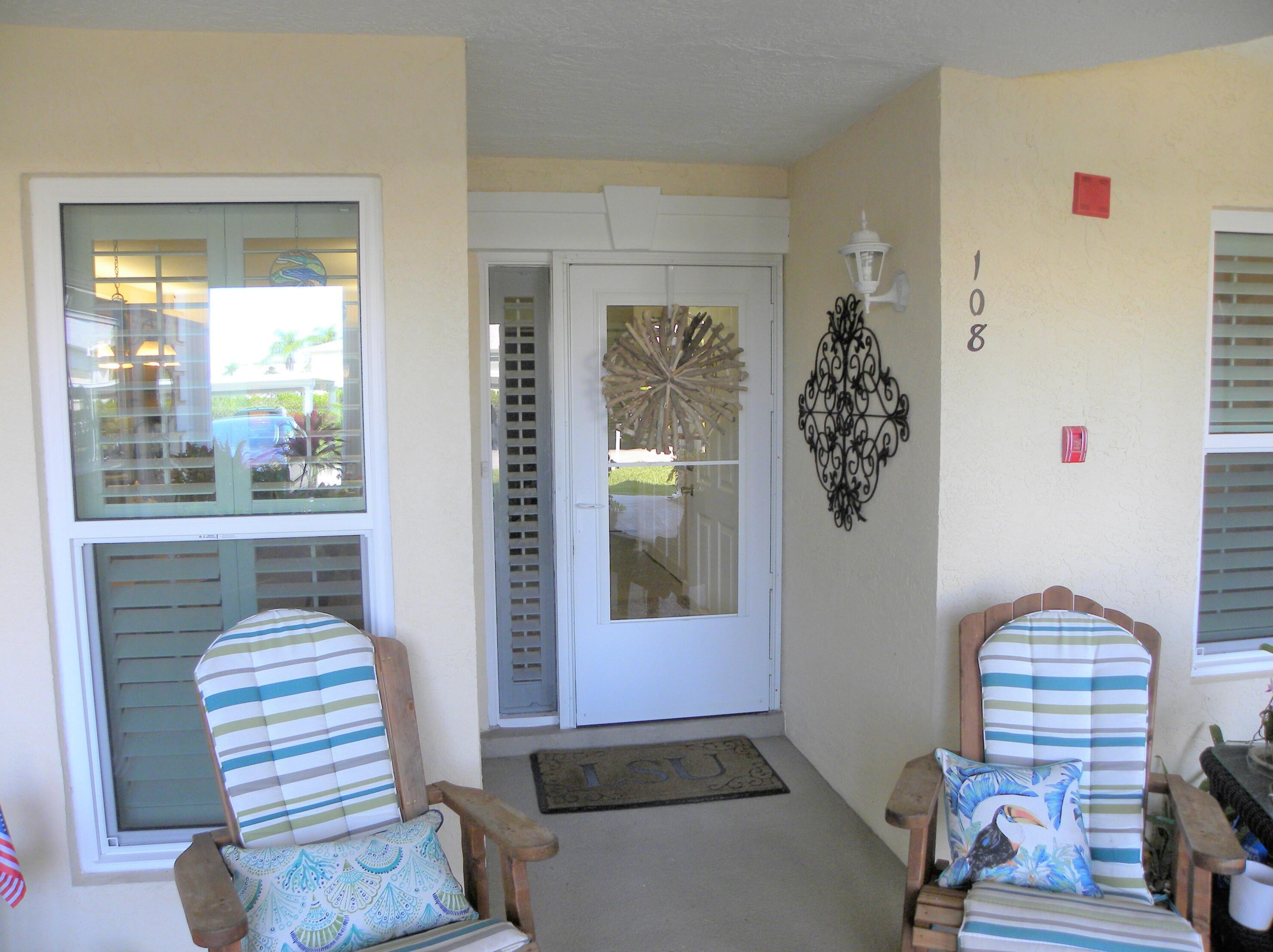 625 W Lake Jasmine Cir #108, Vero Beach, FL 32962