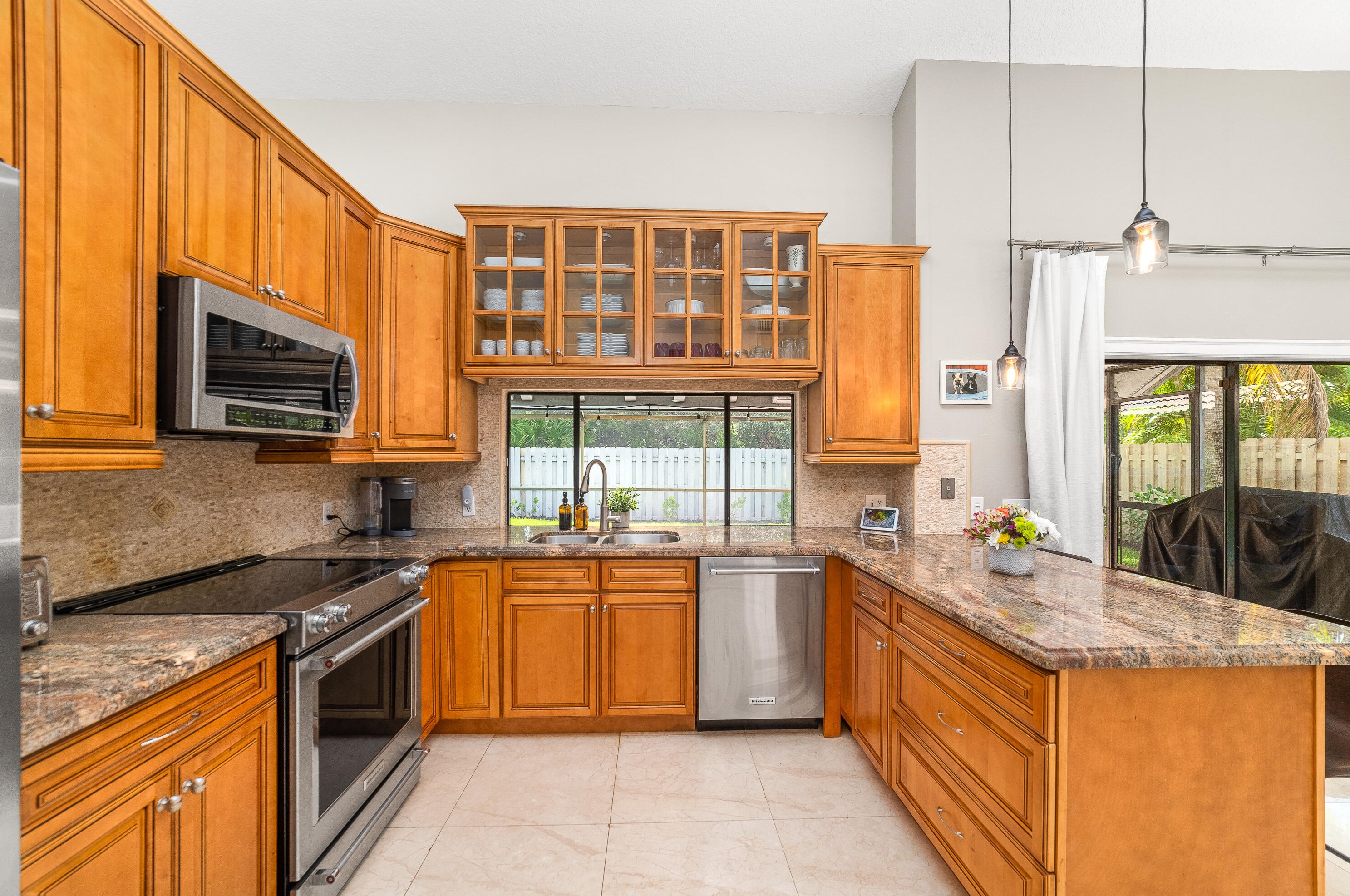 104 Timber Ln, Jupiter FL  33458-7707 exterior