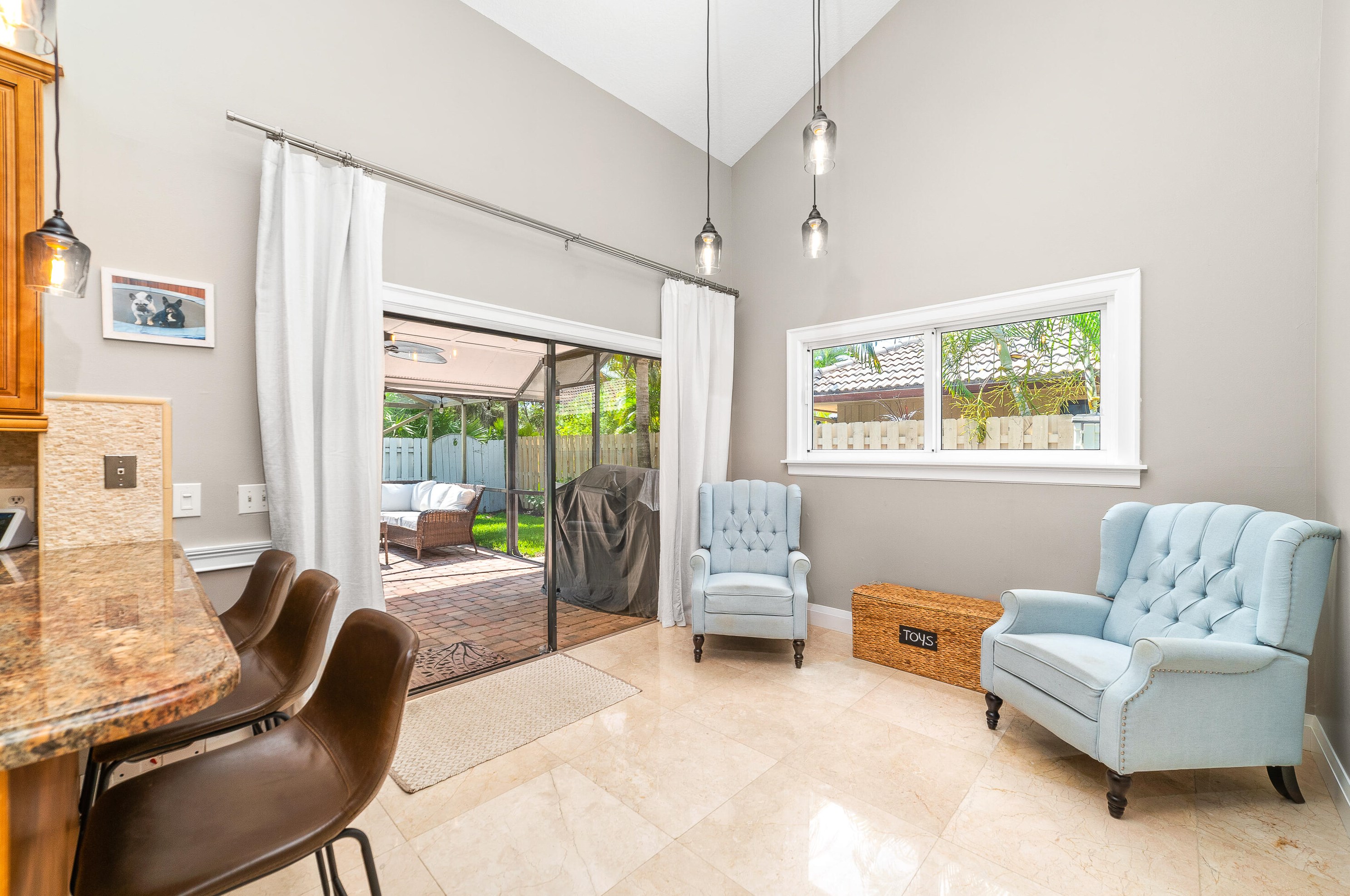 104 Timber Ln, Jupiter FL  33458-7707 exterior