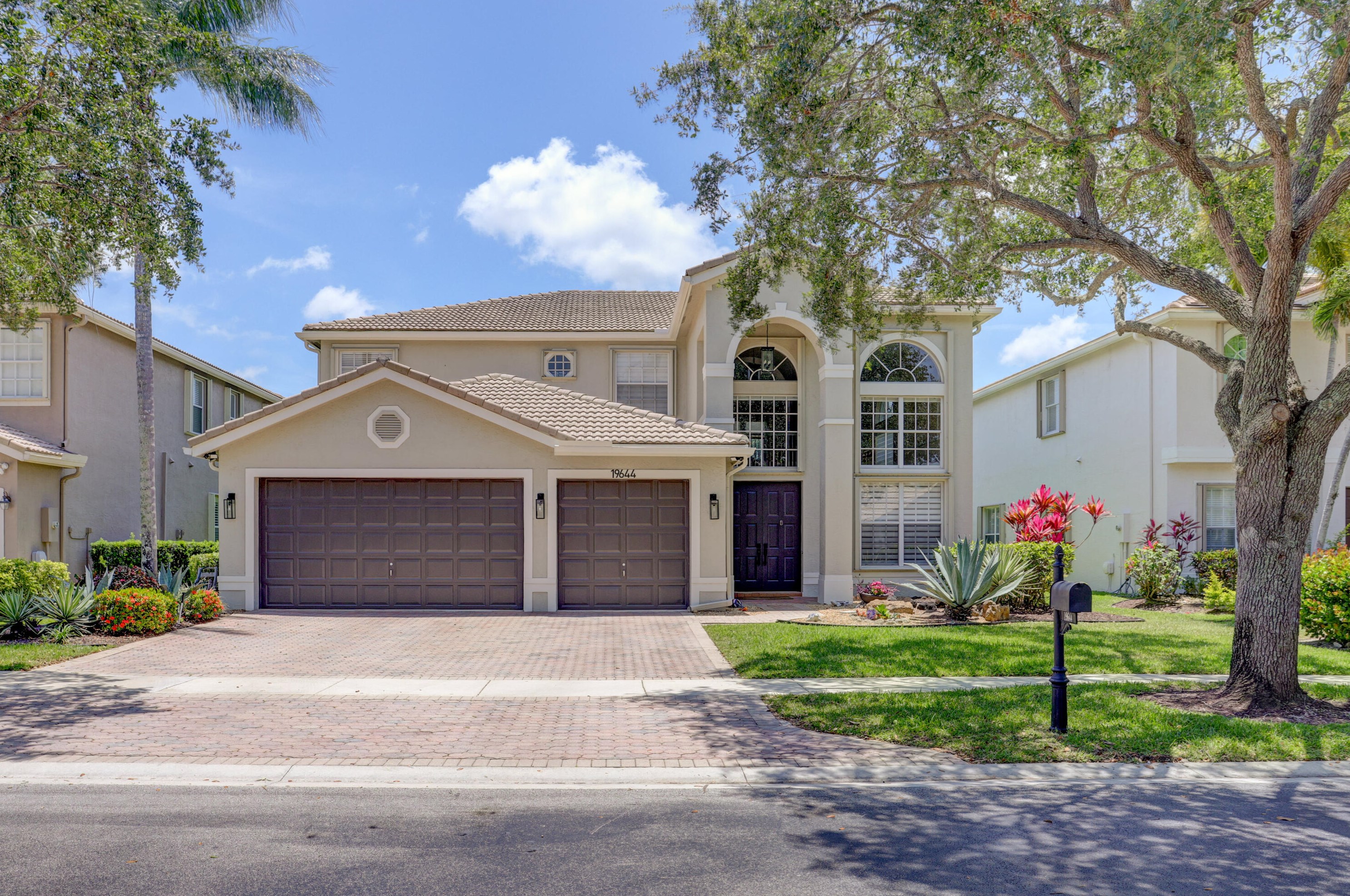 19644 Estuary Dr, Boca Raton, FL 33498