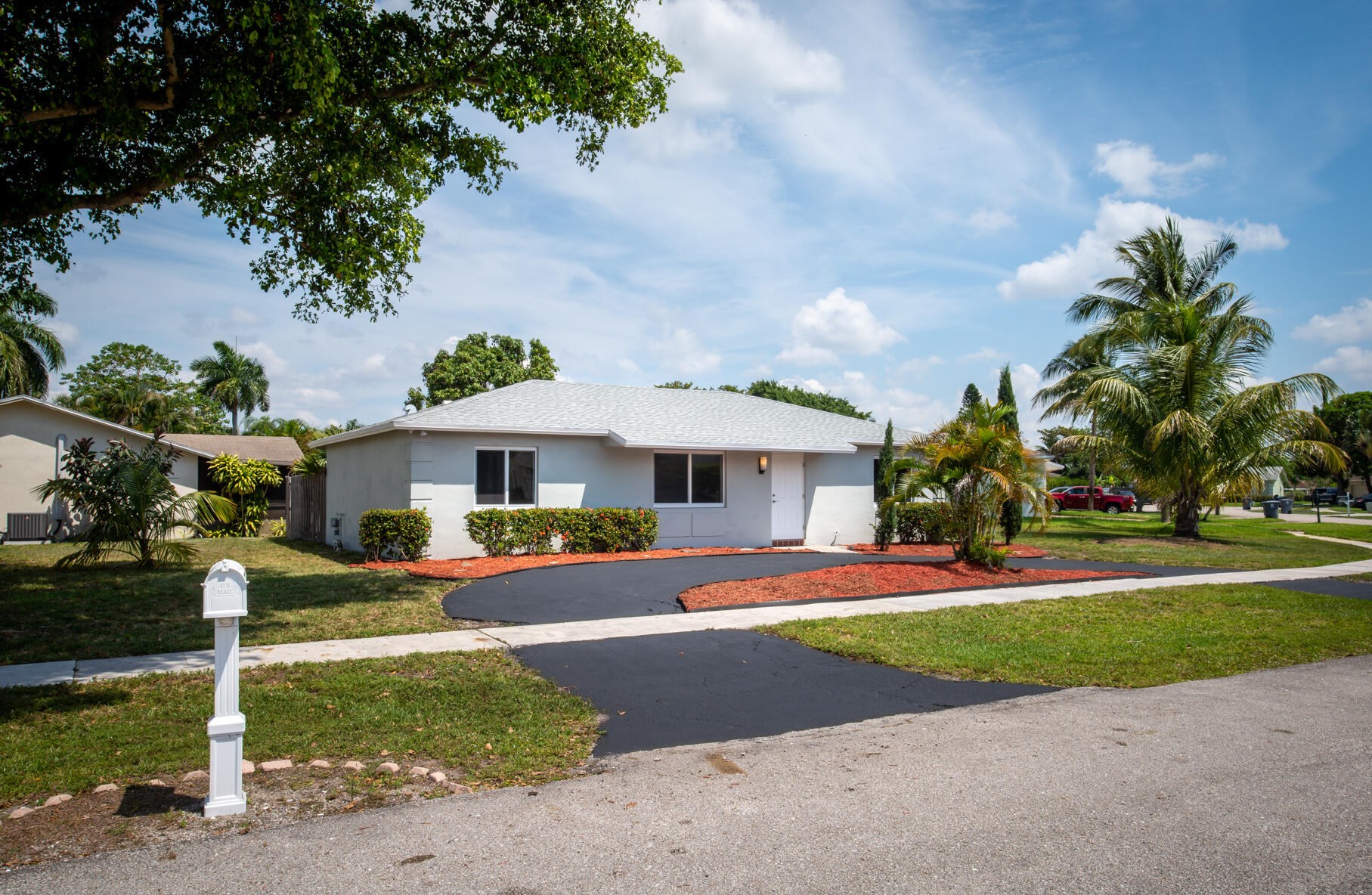 19481 Dakota Ct, Boca Raton, FL 33434