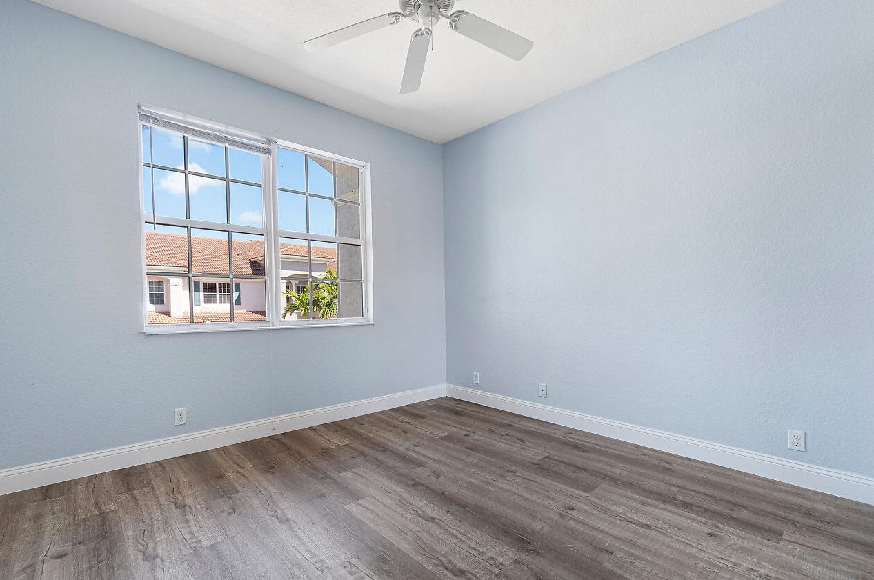 65 Lancaster Rd, Boynton Beach FL  33426-8431 exterior