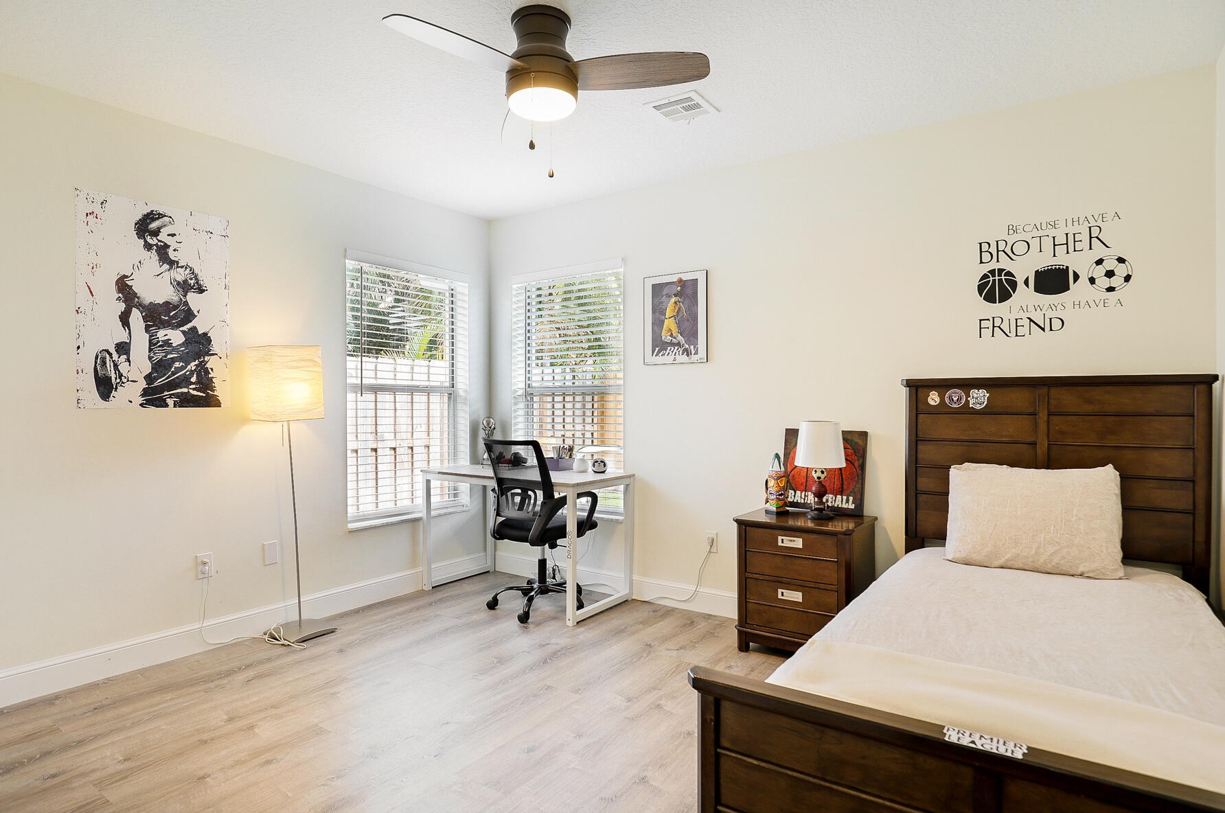 6221 Lucerne St, Jupiter FL  33458-6613 exterior