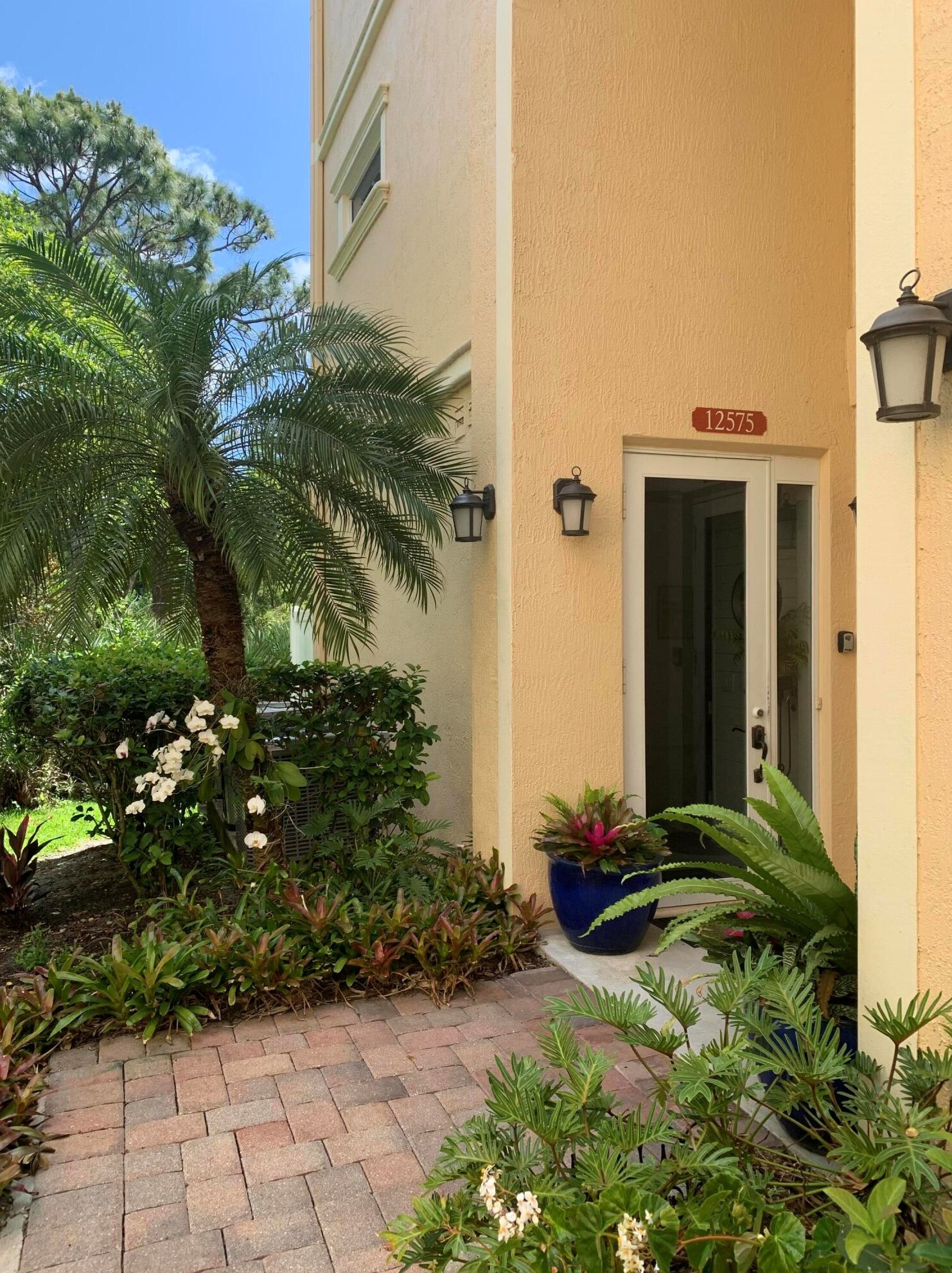 12575 Se Old Cypress Dr, Hobe Sound, FL 33455