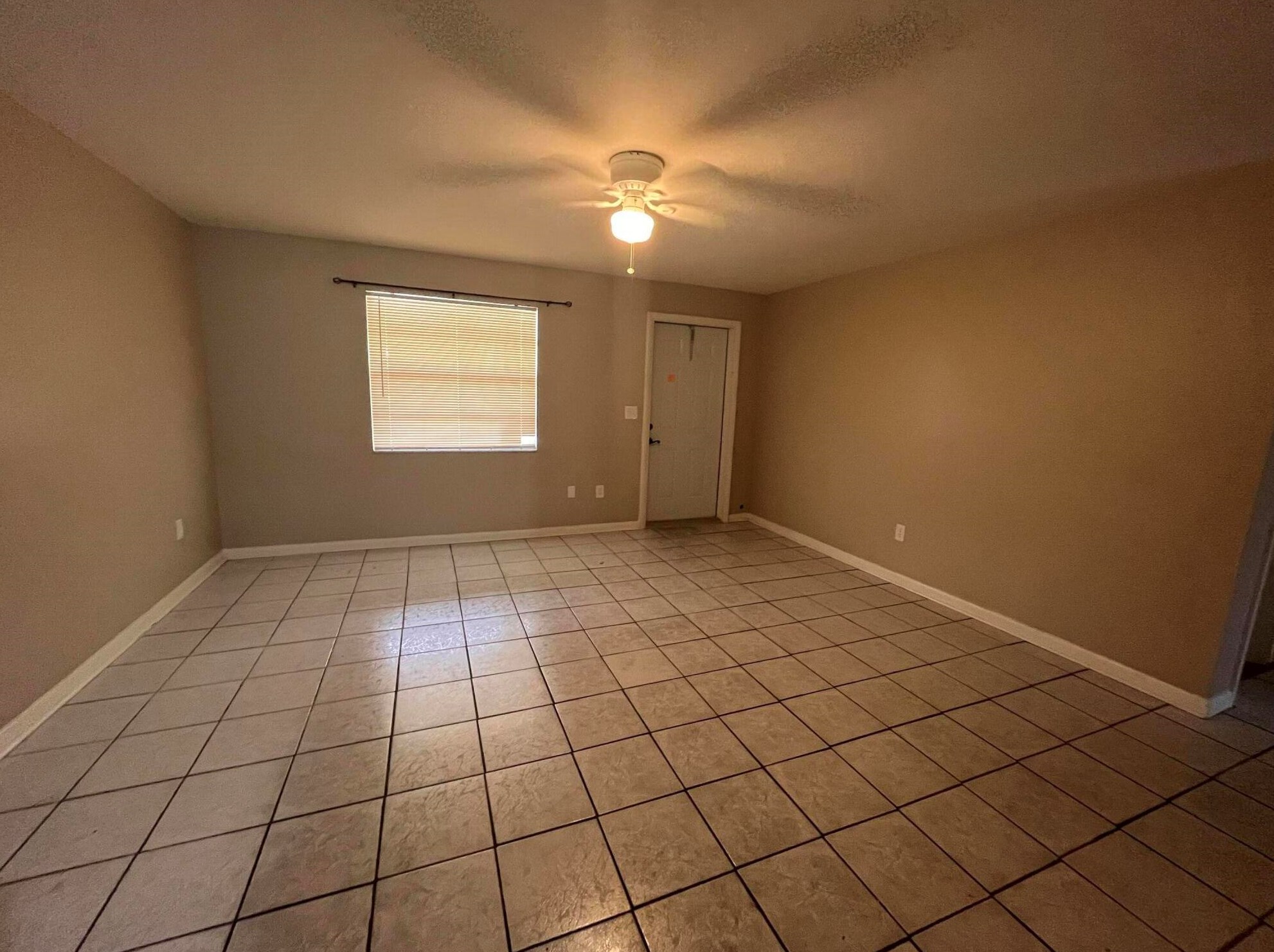 164 W 14th St #2, West Palm Beach, FL 33404