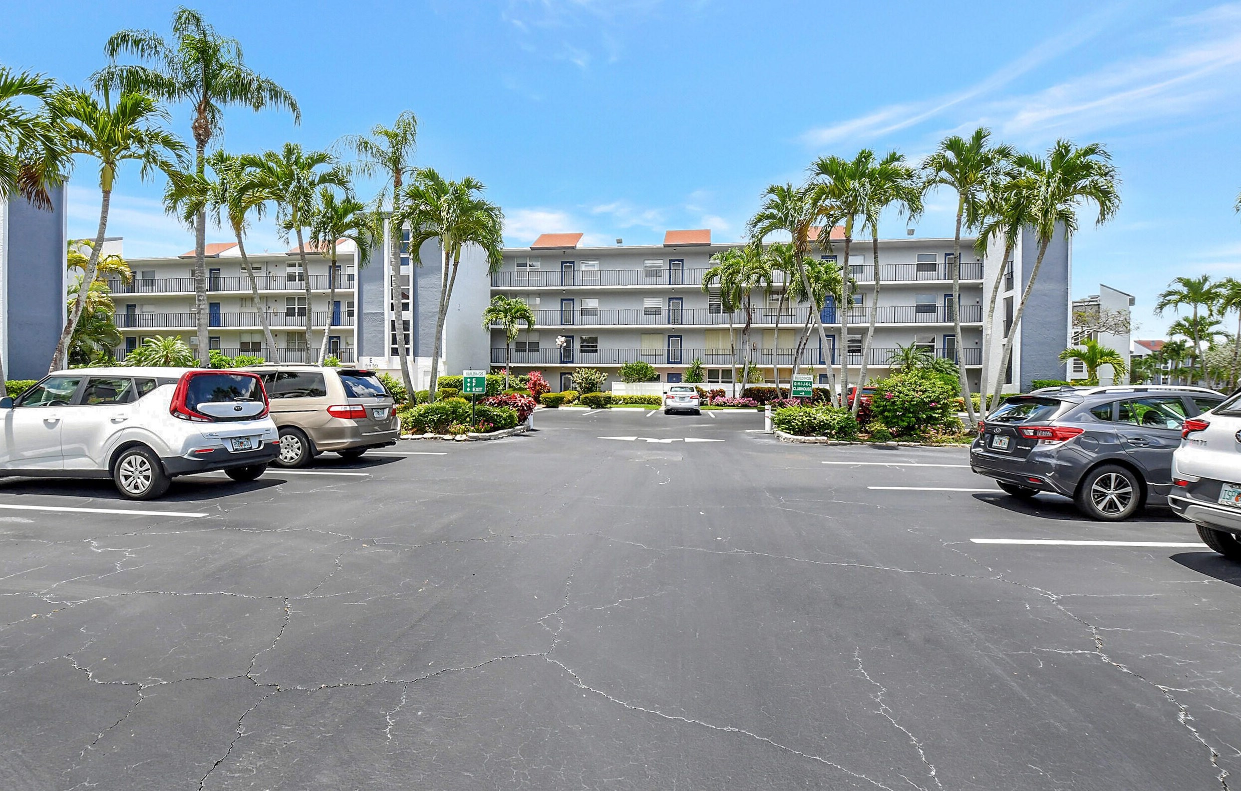 6650 S Oriole Blvd #2030, Delray Beach, FL 33446