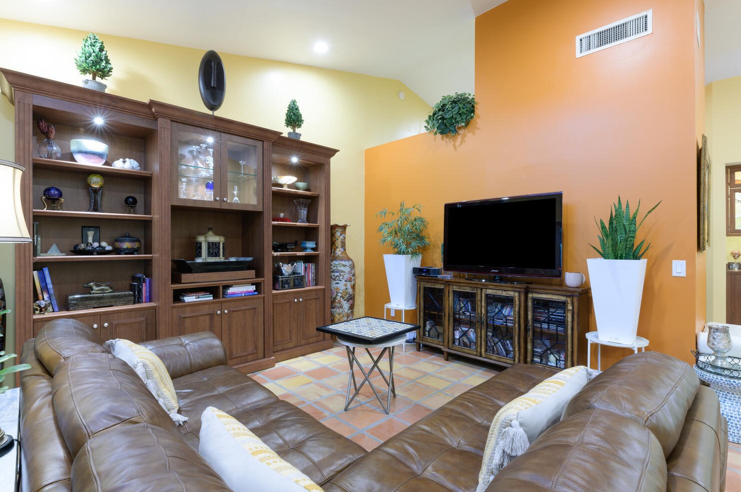 4666 Fountains Dr, Lake Worth, FL 33467-5064