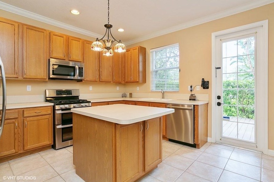 601 Moondancer Ct, West Palm Beach, FL 33410