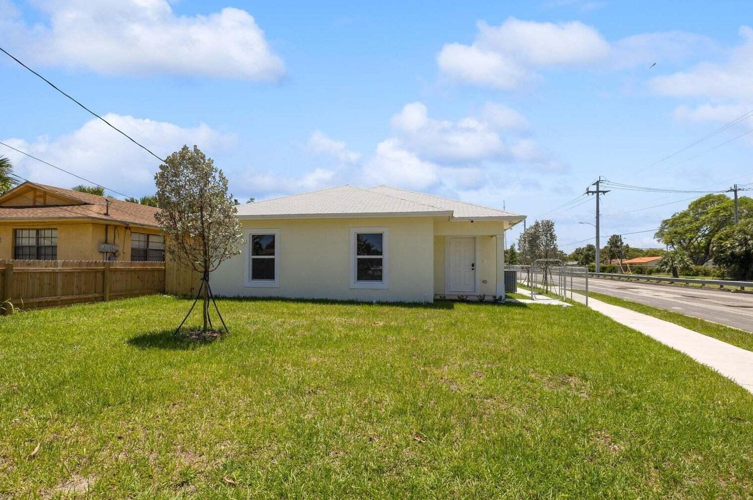 1132 11th St, West Palm Beach, FL 33401